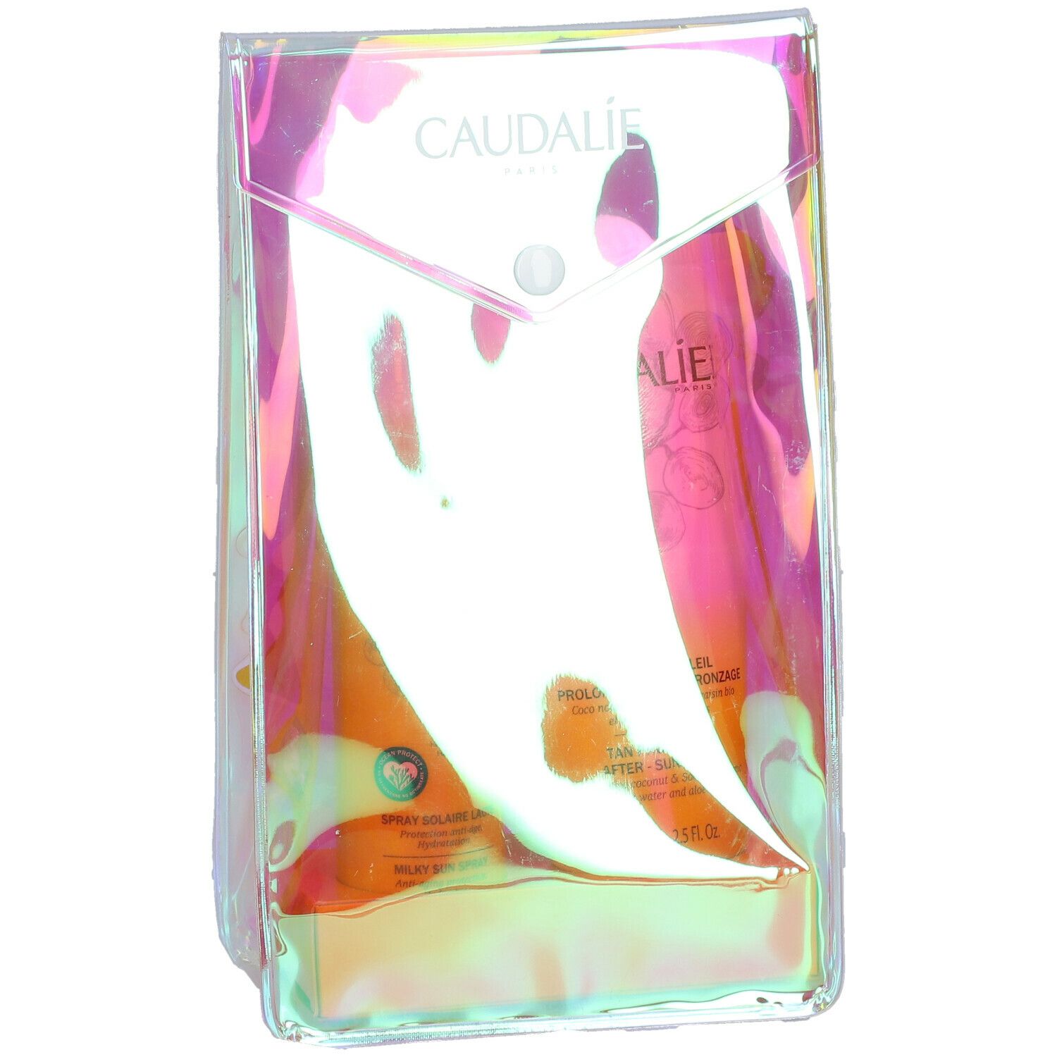 Set Estivo in sacchetto trasparente. Contiene due flaconi e un tubetto. Scritta: CAUDALIE PARIS. Vista frontale.