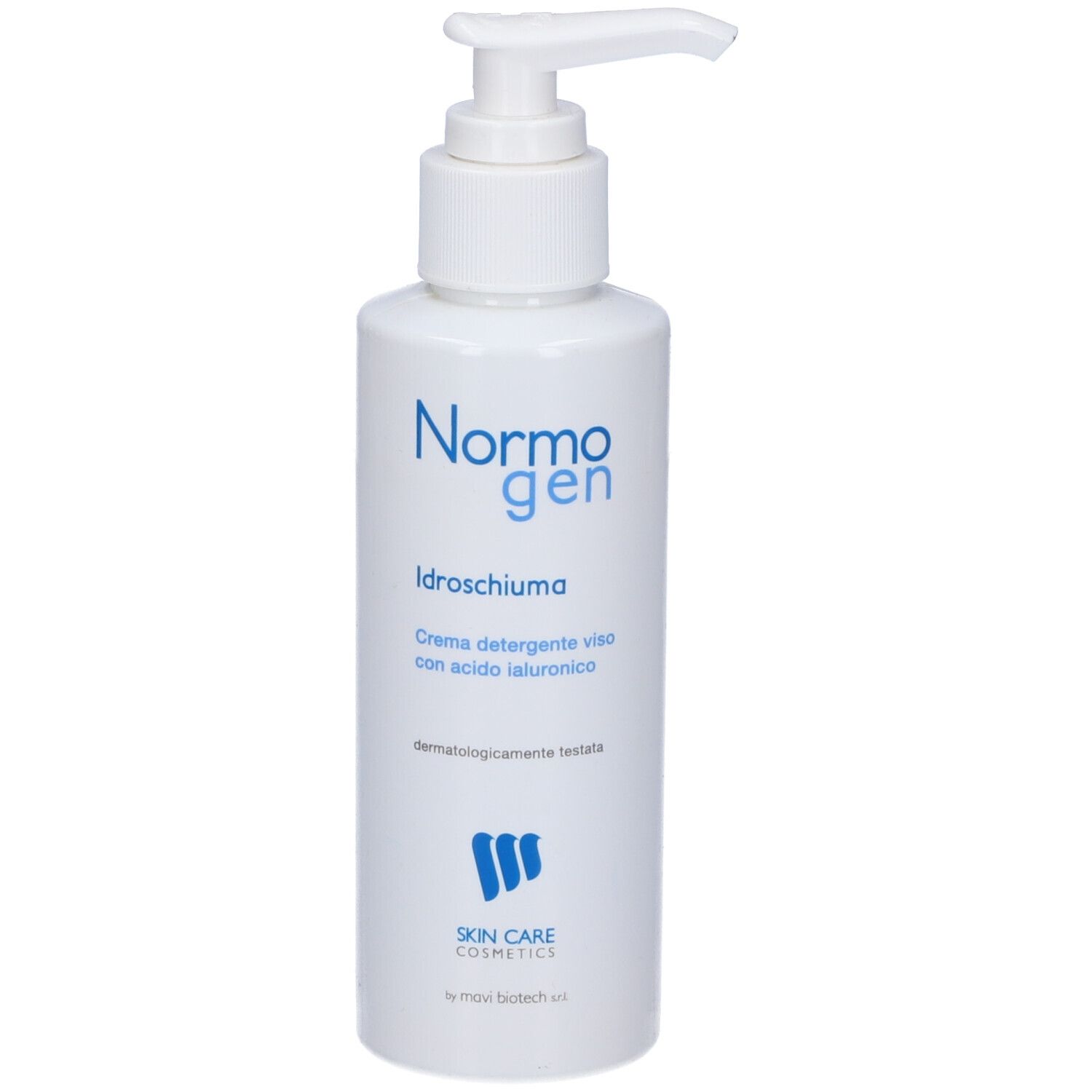 Flacone bianco con dosatore a pompa. Scritta: Normogen, Idroschiuma, Creme detergente viso con acido ialuronico. Skin Care Cosmetics.
