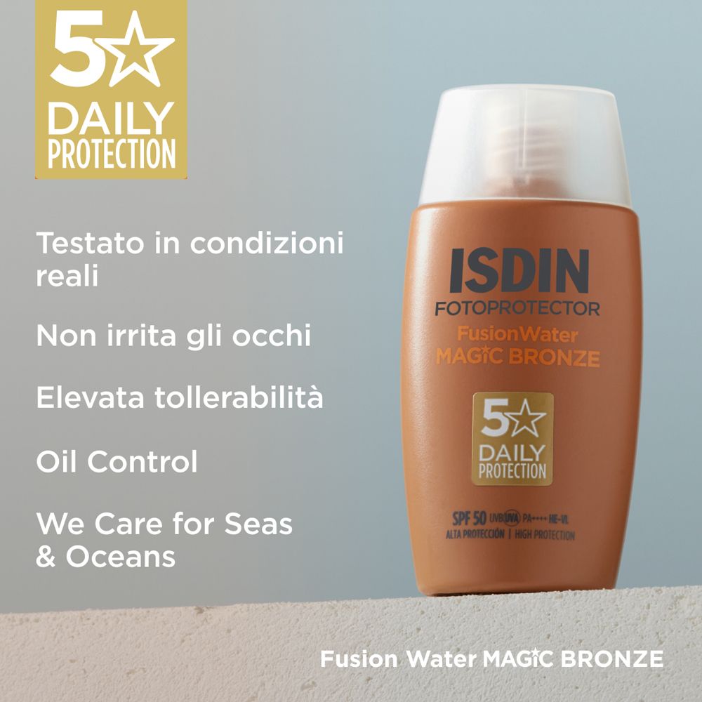 ISDIN Fotoprotector Fusion Water Magic Bronze. Testo: 5 stelle Daily Protection. Testato, non irritante.