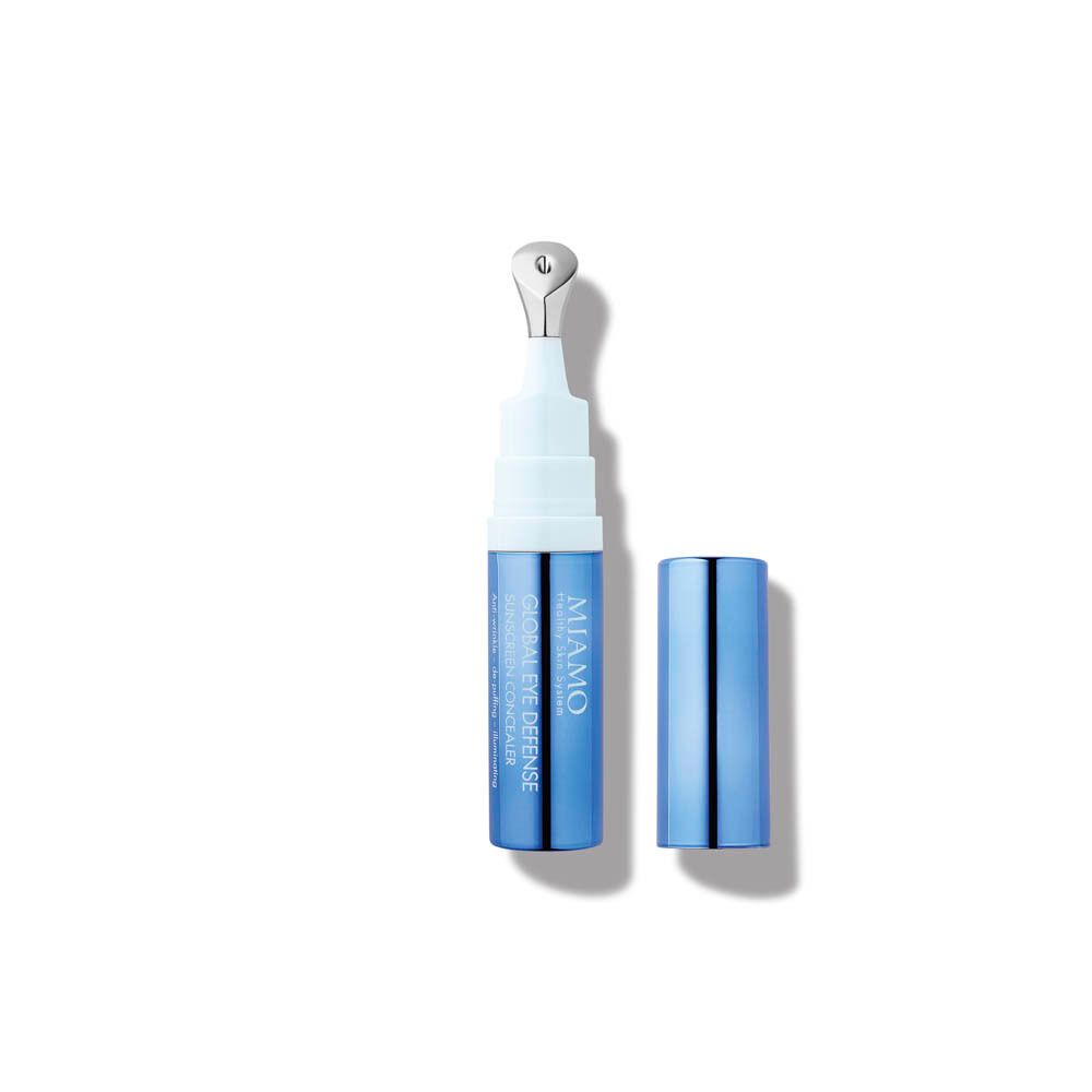 Tubo blu-argento con applicatore. Scritta: MIAMO Global Eye Defence.