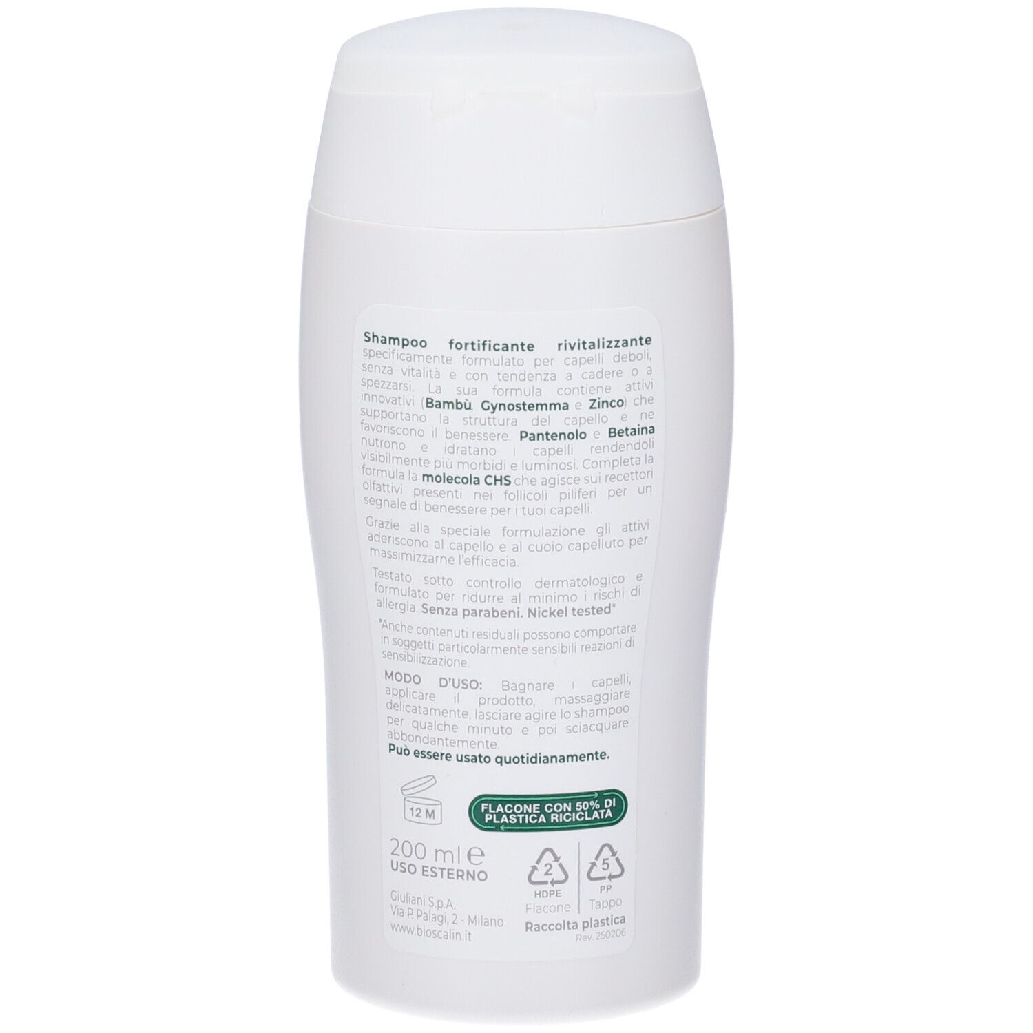 Confezione del prodotto. Scritta: Bioscalin Total Care Shampoo Fortificante Rivitalizzante. Retro con informazioni.