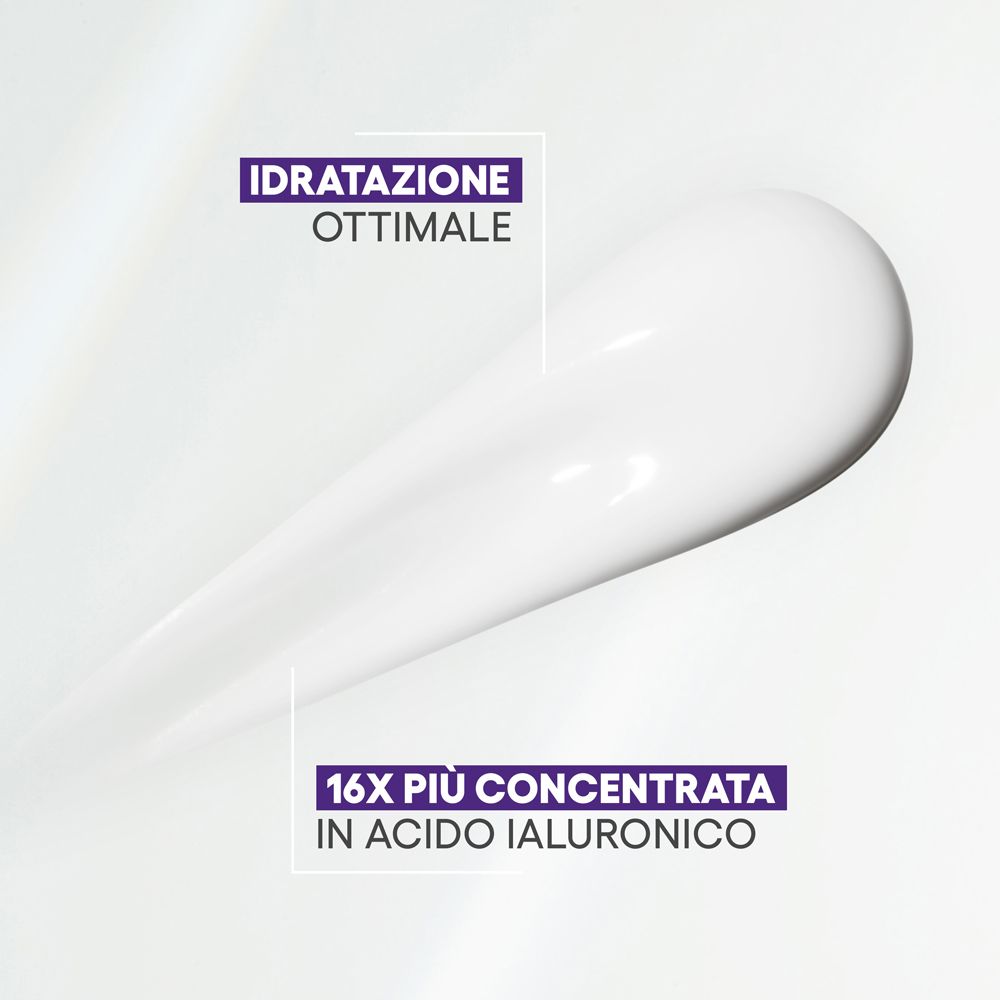 Primo piano di una crema bianca. Testo: Idratazione ottimale. 16x più concentrato in acido ialuronico.