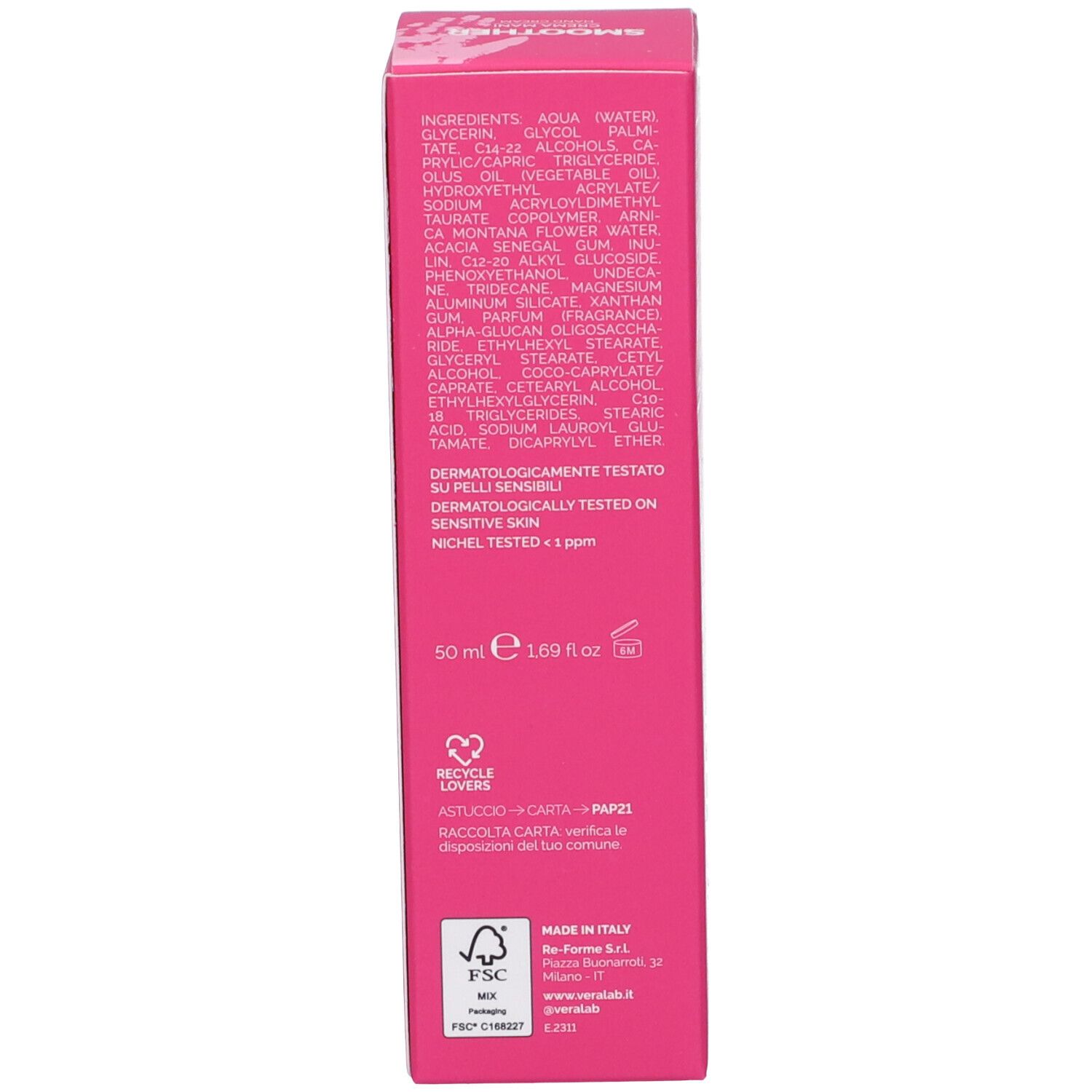 Retro della scatola rosa. Testo in italiano. Ingredienti, logo riciclo, certificazione FSC, 50 ml.