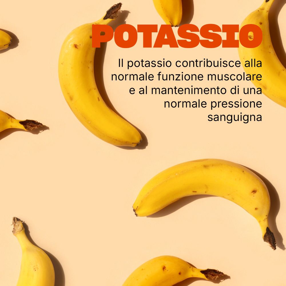 Banane gialle su sfondo beige. Testo: Il potassio contribuisce alla funzione muscolare e alla pressione sanguigna.