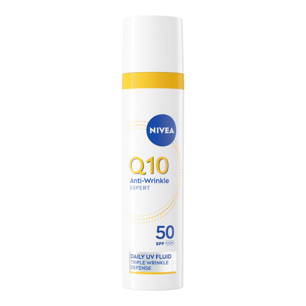 Flacone bianco con anello giallo. Scritta: Nivea, Q10 Anti-Wrinkle Expert, SPF 50. Fluido UV quotidiano.