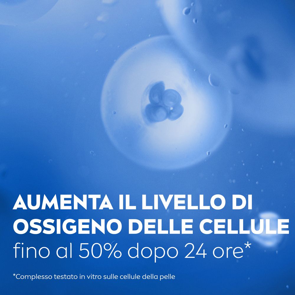 Sfondo blu con cerchi bianchi. Testo: Aumenta il livello di ossigeno delle cellule fino al 50% dopo 24 ore.