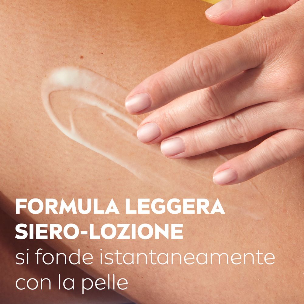 Prodotto applicato sulla pelle. Testo: Formula leggera, siero-lozione, si fonde istantaneamente con la pelle.