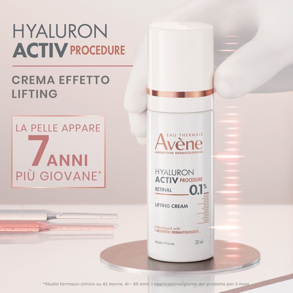 Flacone e testo. Marca: Eau Thermale Avène. Prodotto: HYALURON ACTIV PROCEDURE. Testo: 7 anni più giovane.