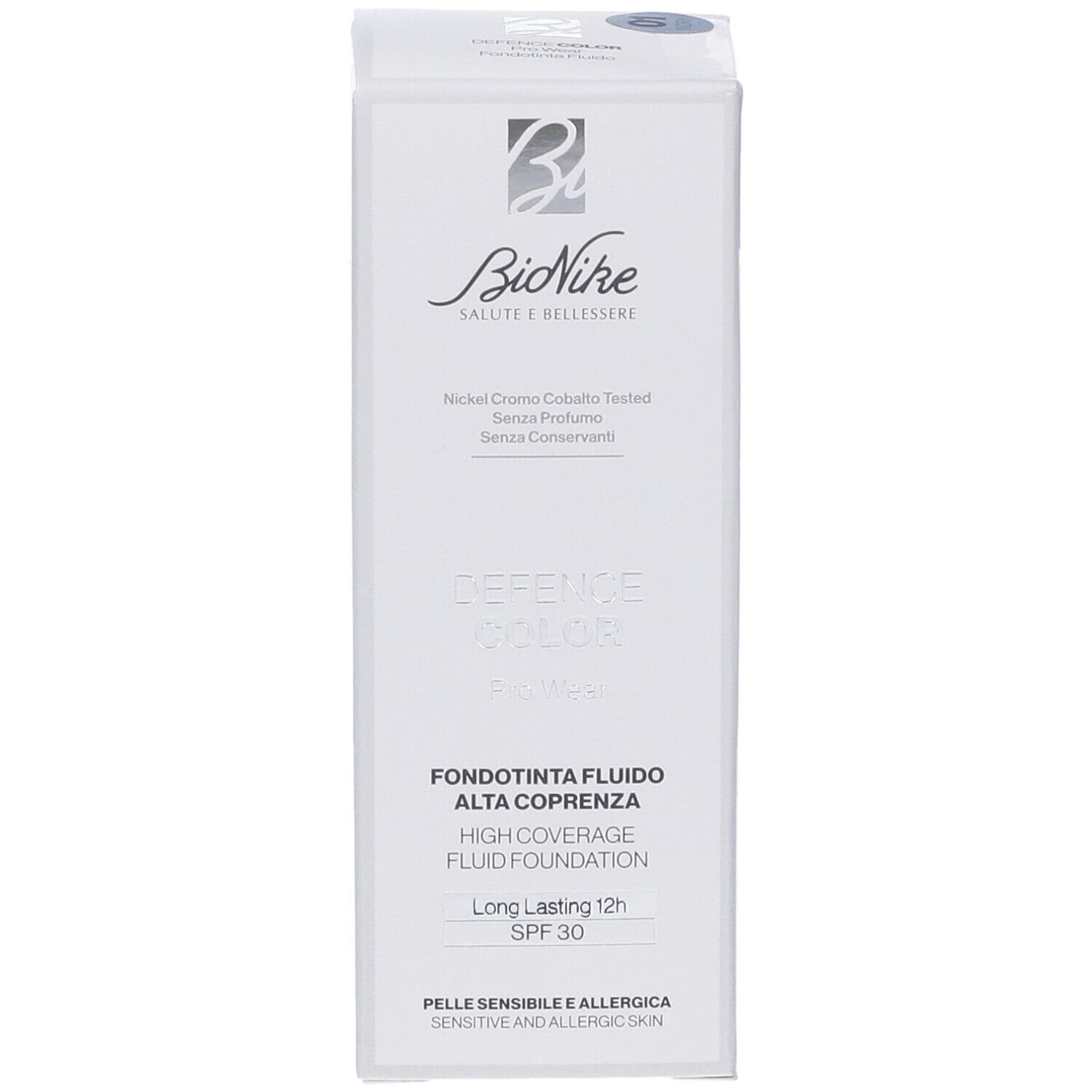 Scatola fondotinta fluido BioNike Defense Color. Alta coprenza, SPF 30, per pelli sensibili.