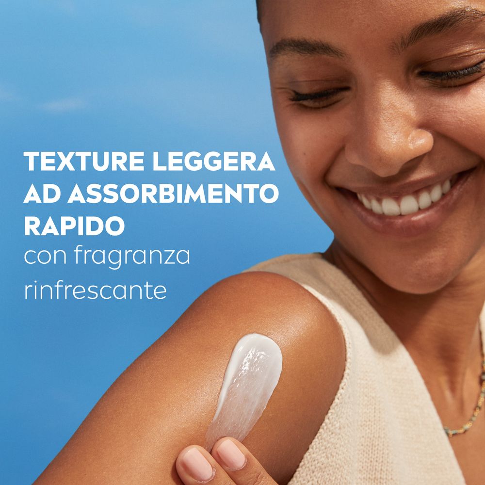 Donna applica crema sul braccio. Testo: Texture leggera, assorbimento rapido, con fragranza rinfrescante.