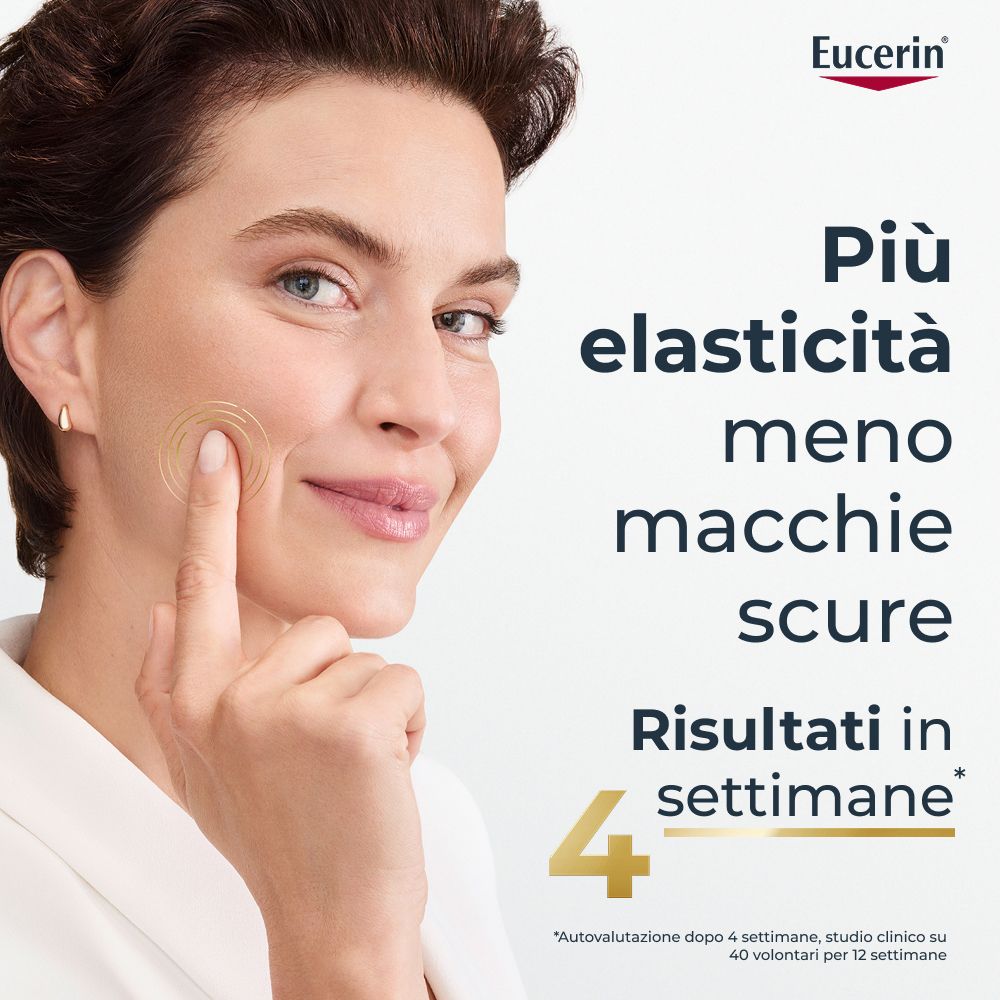 Donna tocca il viso. Testo: Più elasticità, meno macchie scure. Risultati in 4 settimane. Logo Eucerin.
