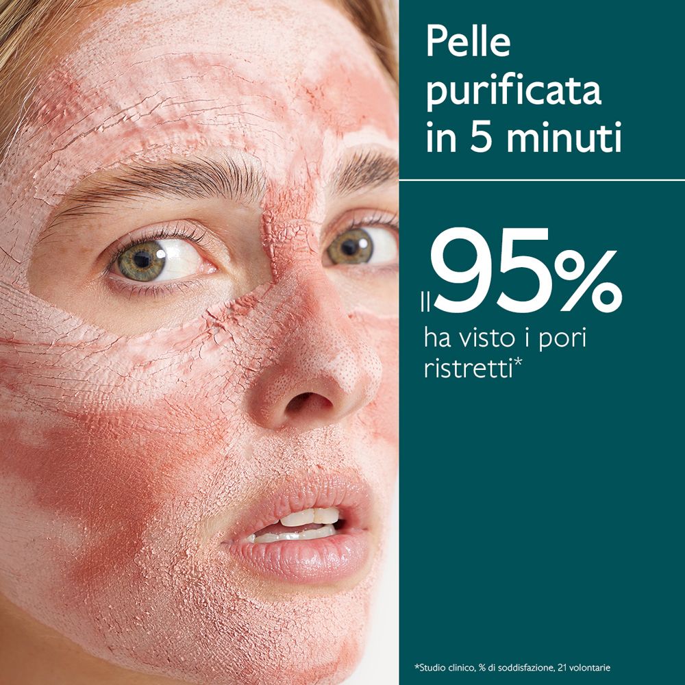 Viso con maschera rosa. Testo: Pelle purificata in 5 minuti. 95% ha visto i pori ristretti.