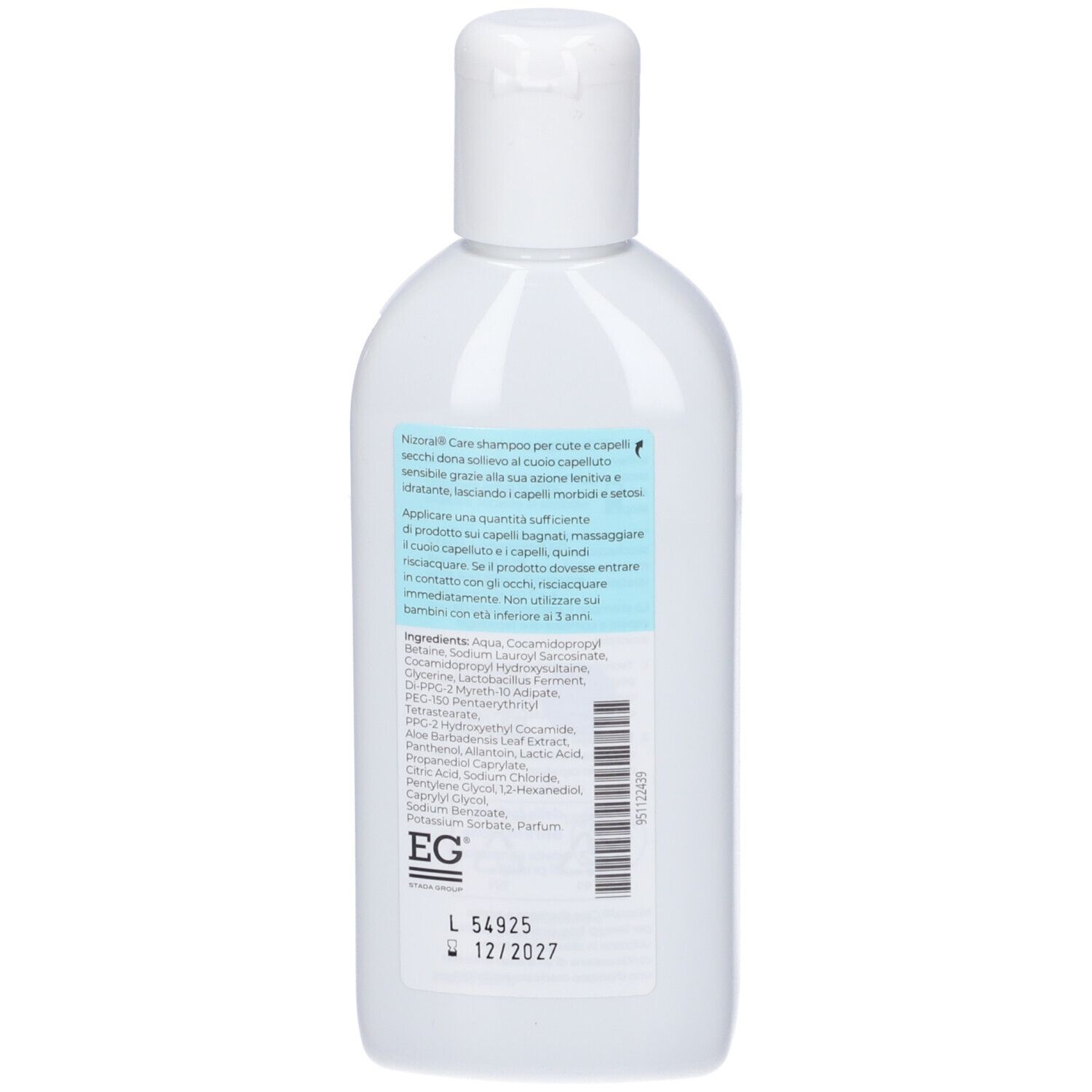 Retro del flacone bianco di shampoo Nizoral Care. Testo su sfondo blu. Ingredienti e informazioni del produttore.