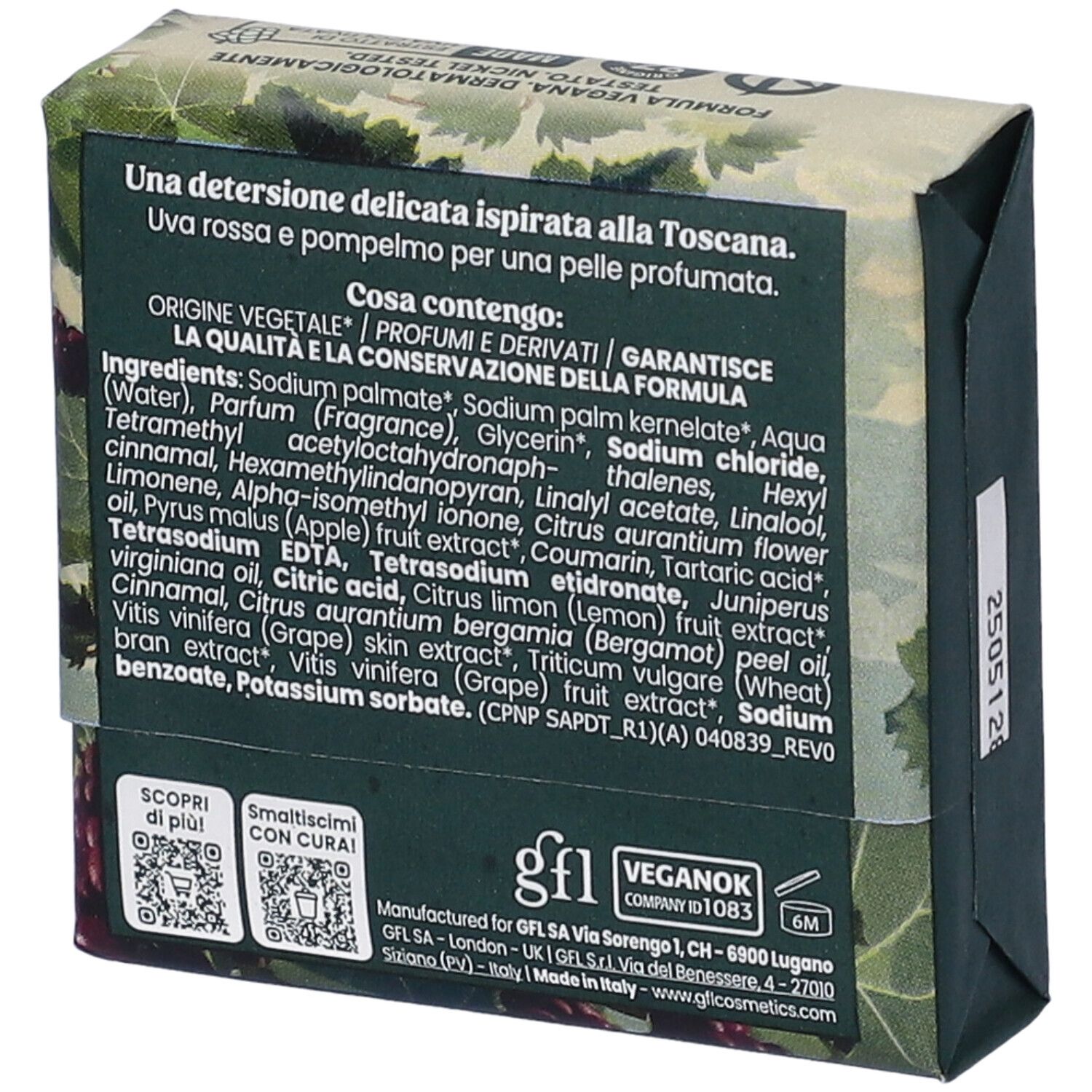 Retro della confezione del sapone. Elenco ingredienti e codice QR. Logo vegano.