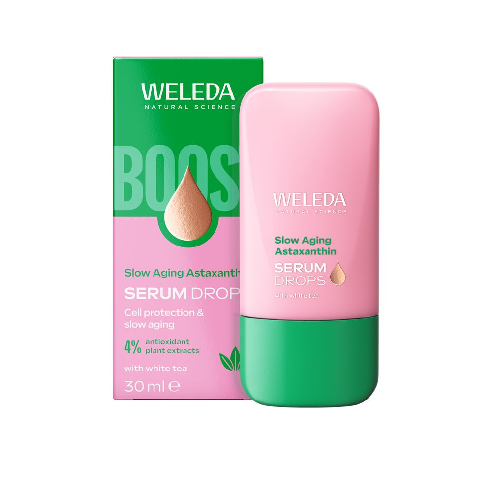 Confezione del prodotto con flacone. Logo WELEDA, testo: Serum Drops, Slow Aging Astaxanthin. 30 ml. Con tè bianco.