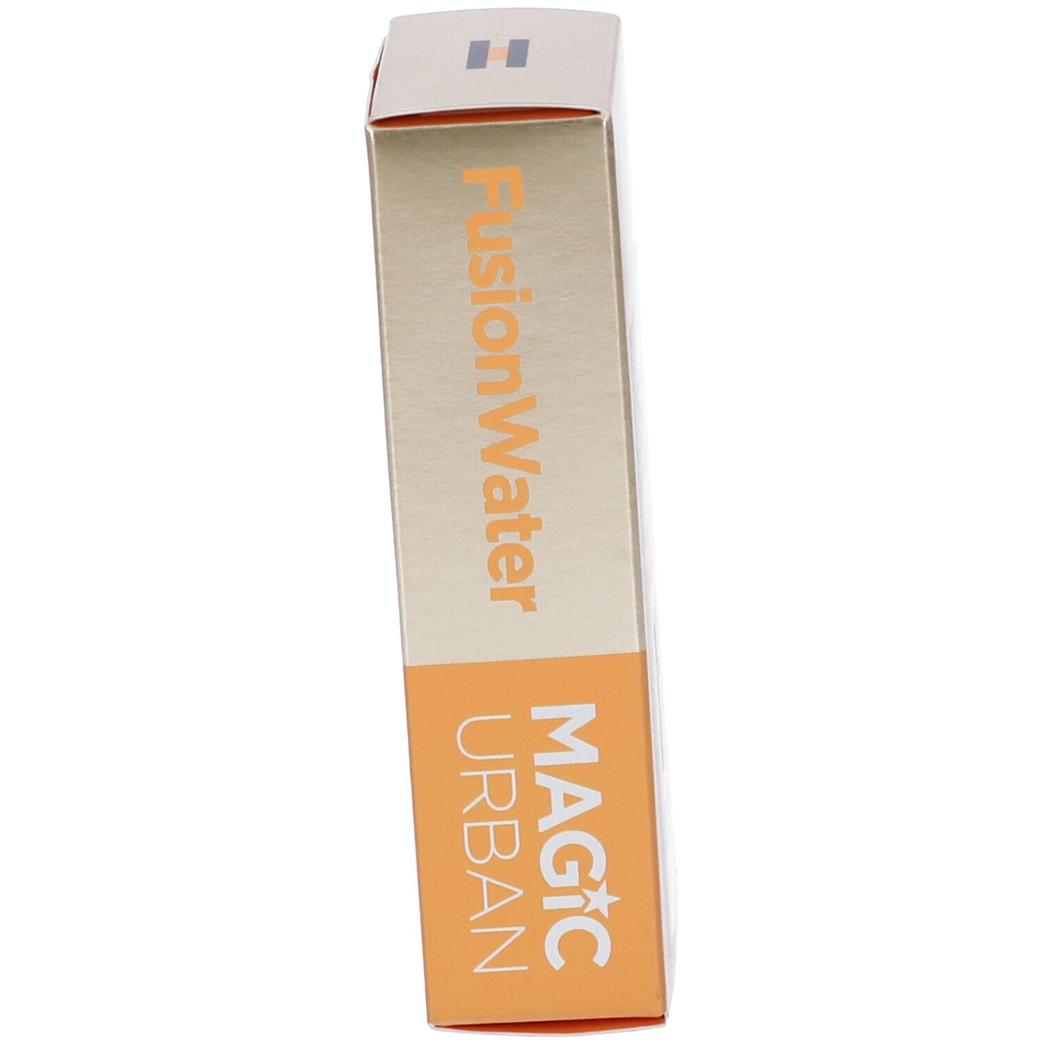 Scatola con fascia arancione. Scritta: Fusion Water, Magic Urban.