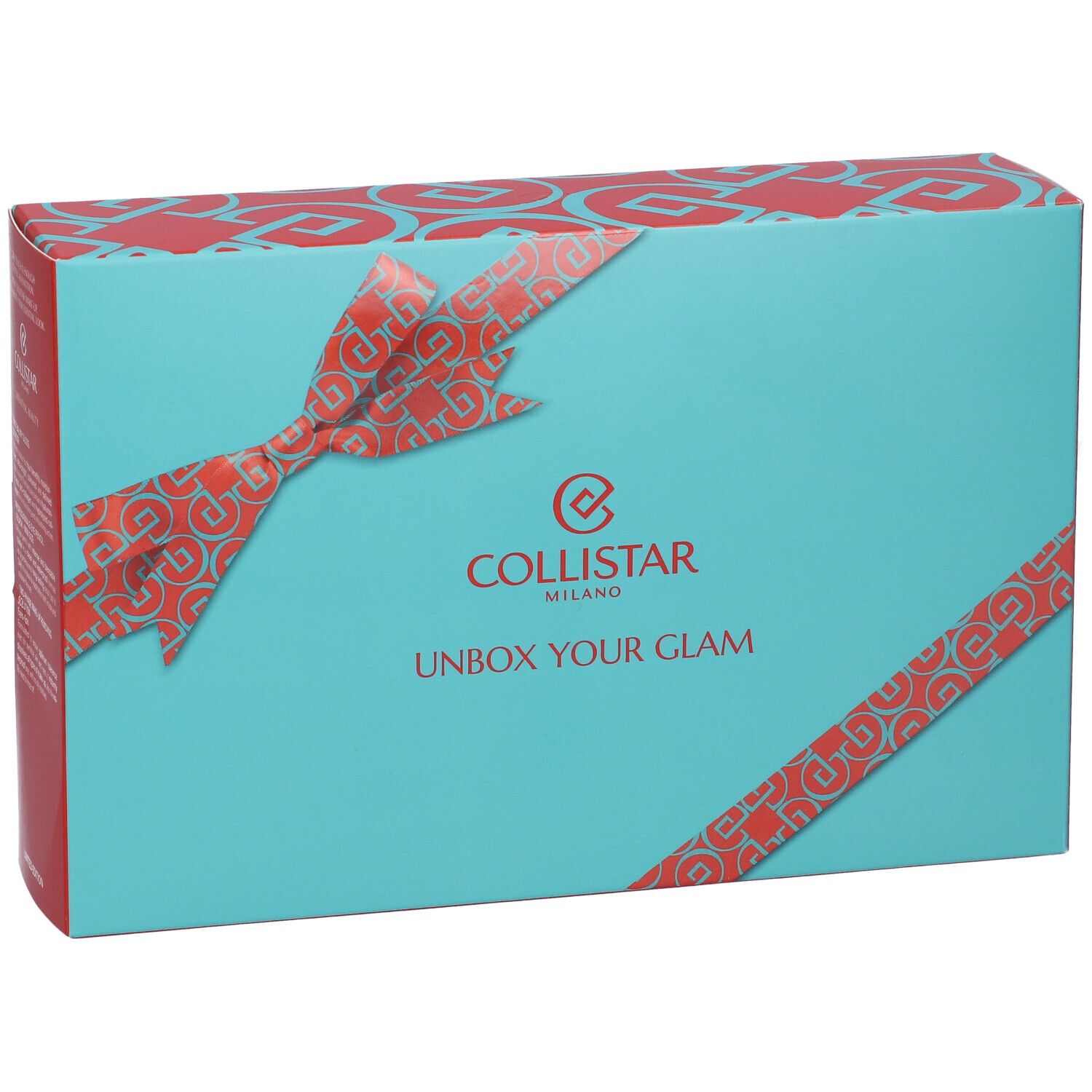 Scatola regalo turchese con fiocco rosso e logo. Scritta: Collistar Milano, Unbox Your Glam.
