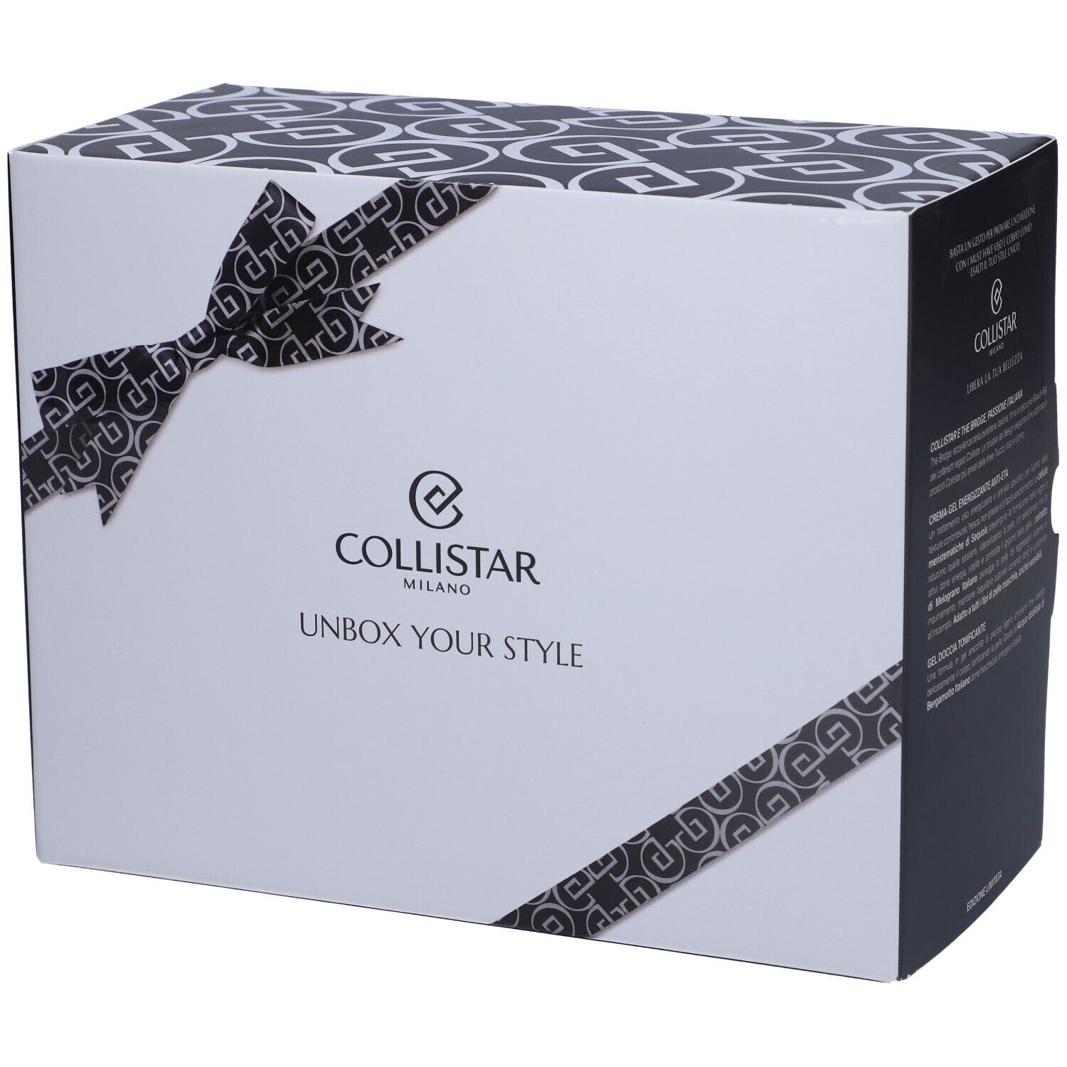 Scatola regalo bianca con motivo nero e fiocco. Contiene il logo Collistar e il testo "Unbox Your Style".