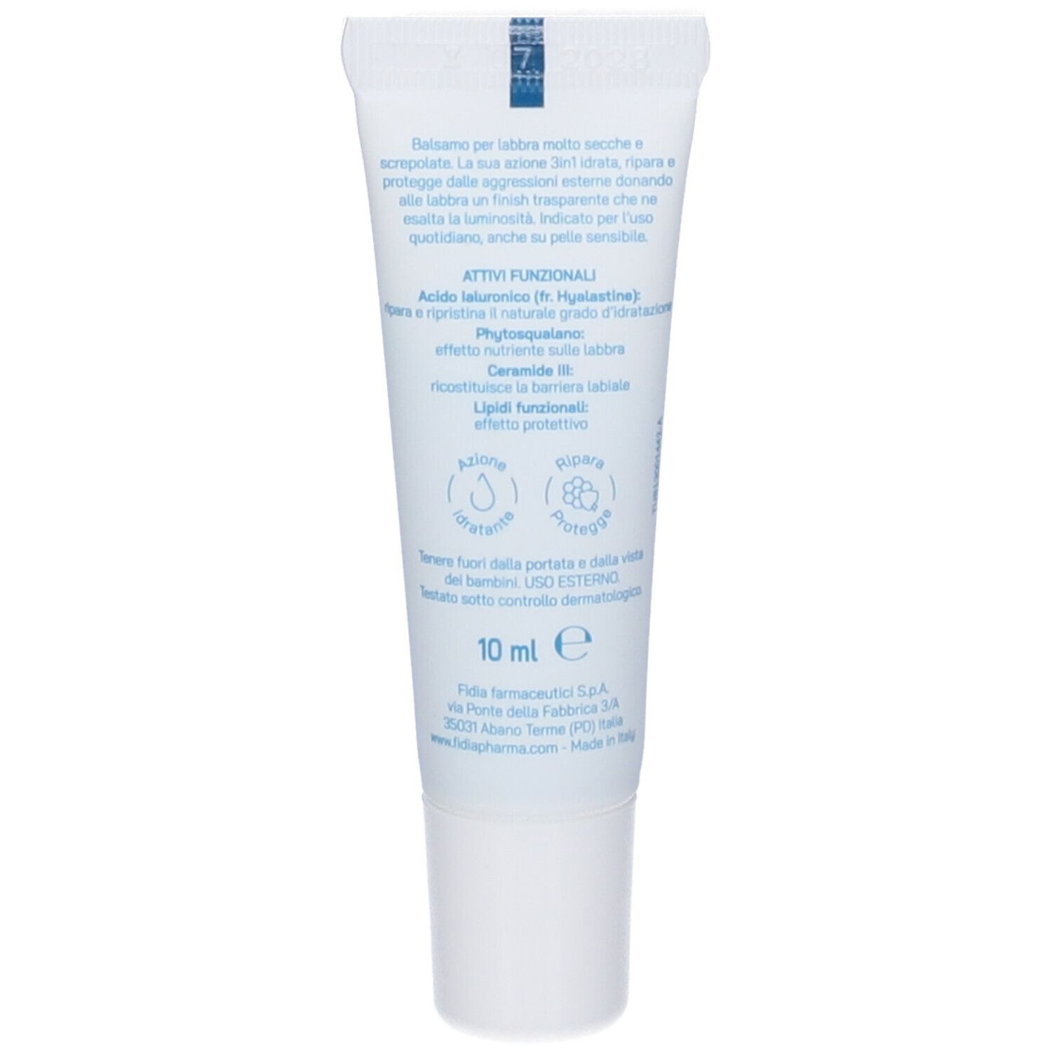 Tubo bianco di balsamo labbra, 10 ml, prodotto in Italia, con descrizione dell'effetto idratante.