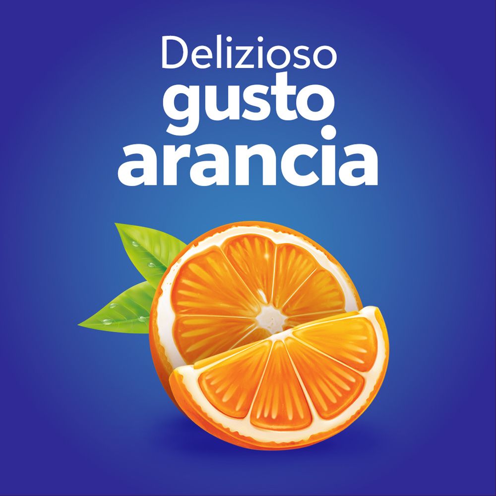 Sfondo blu con arance e foglie. Testo: Delizioso gusto arancia.
