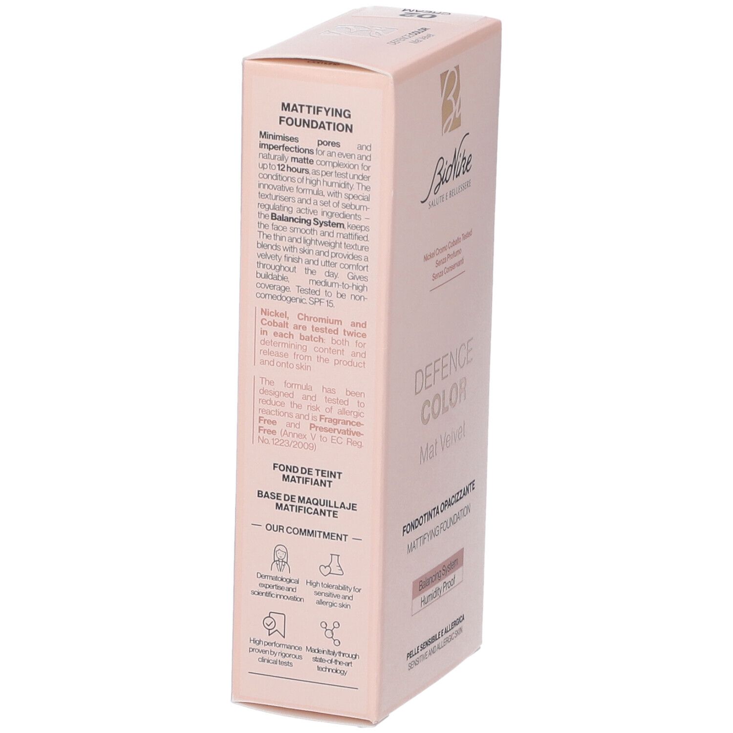 Bionike Defence Color Mat Velvet Fondotinta Opacizzante. Confezione rosa. Testo su ingredienti e proprietà.