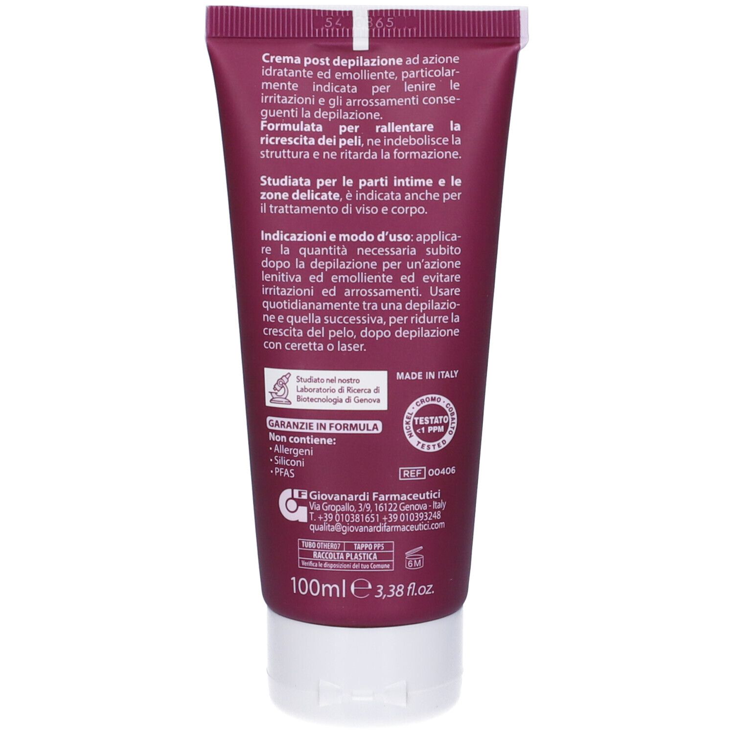 Retro del tubo di crema. Testo in italiano. Contiene informazioni su ingredienti, utilizzo e produttore.