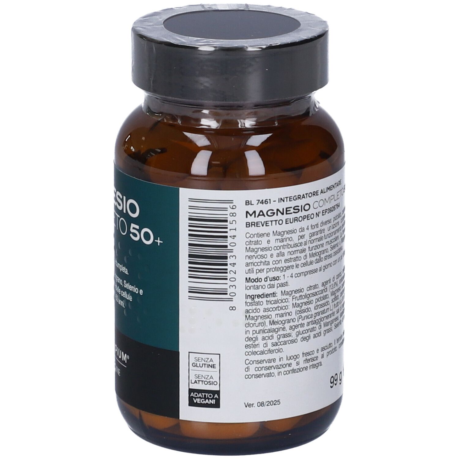 Retro del flacone di vetro marrone. Etichetta con ingredienti e altre informazioni. Testo: MAGNESIO COMPLETO 50+. Senza glutine.