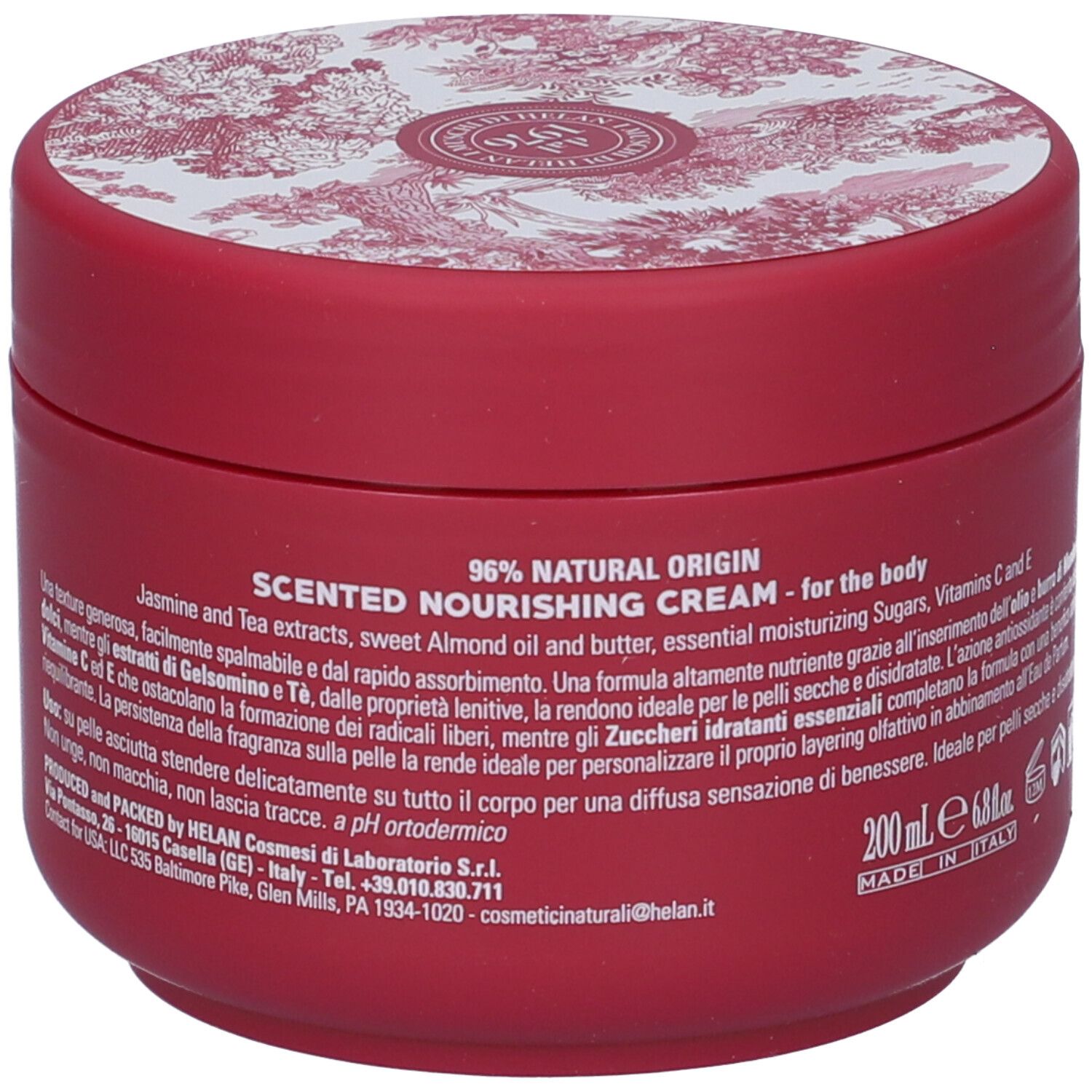 Vaso rosso con coperchio bianco. Scritta: Scented Nourishing Cream, 96% Natural Origin. Testo su ingredienti. 200 ml.