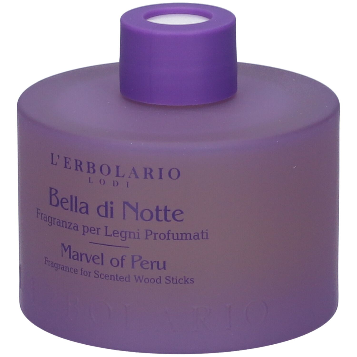Contenitore viola con tappo viola. Testo: L'Erbolario, Bella di Notte, Fragranza per Legni Profumati, Marvel of Peru.