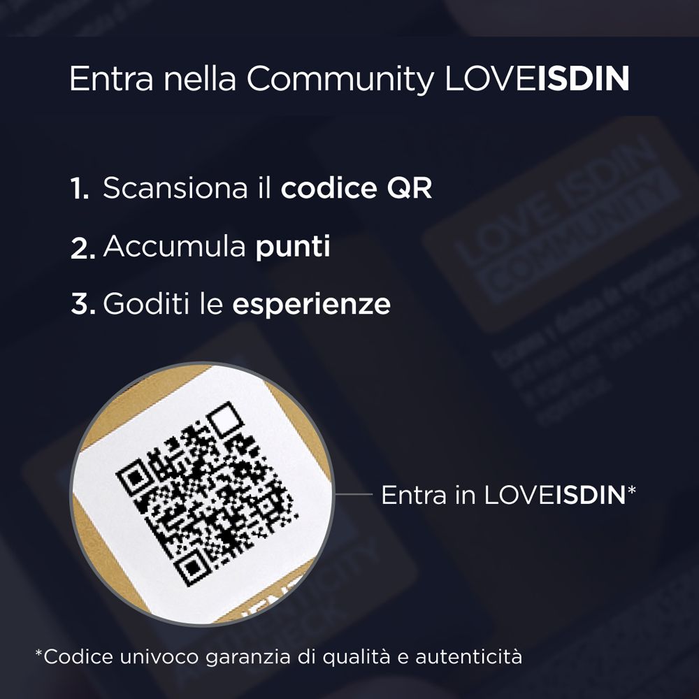 Codice QR. Testo: Scansiona, accumula punti, goditi le esperienze. Community LOVEISDIN.