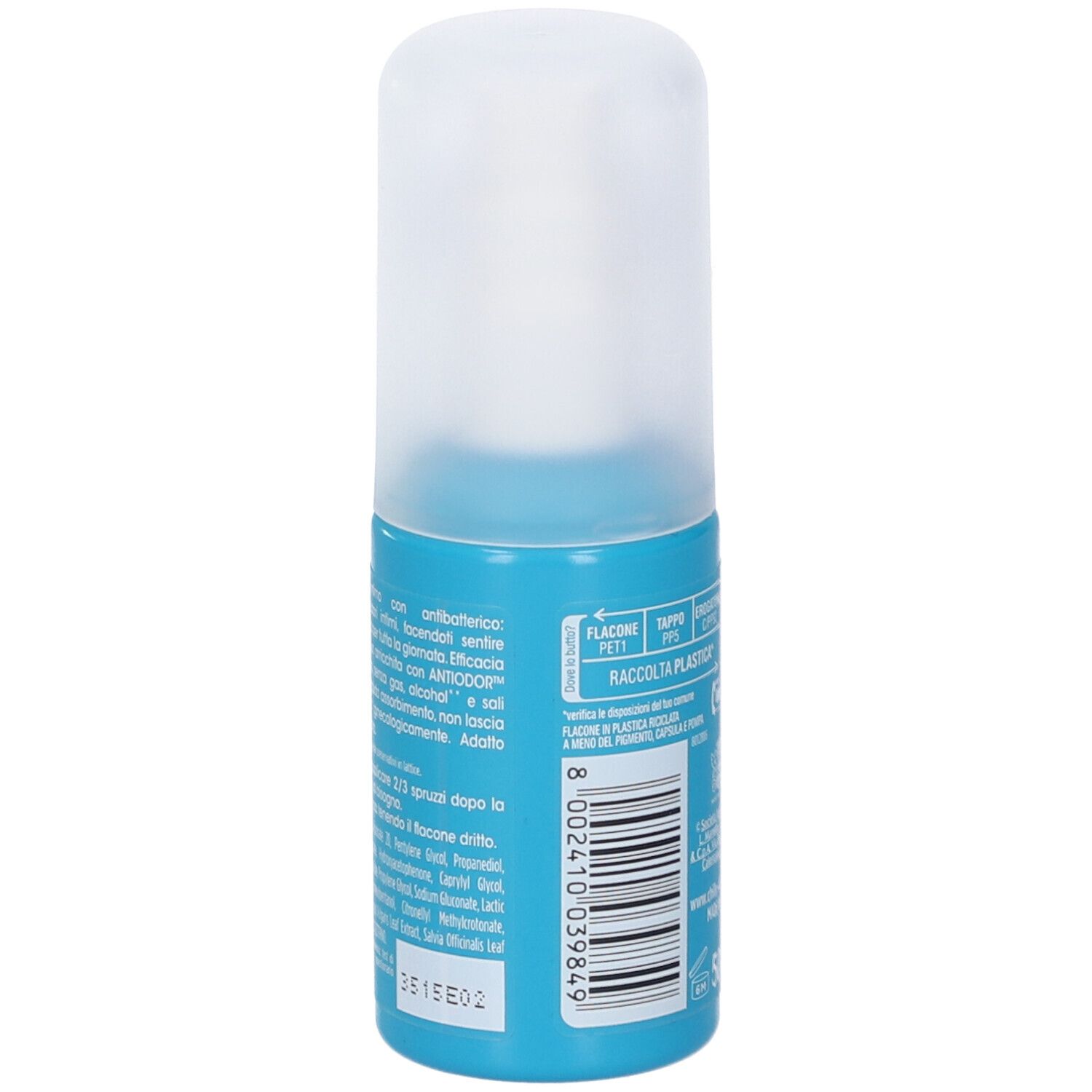 Flacone deodorante blu e bianco. Retro con testo e codice a barre. Scritta: Raccolta Plastica.