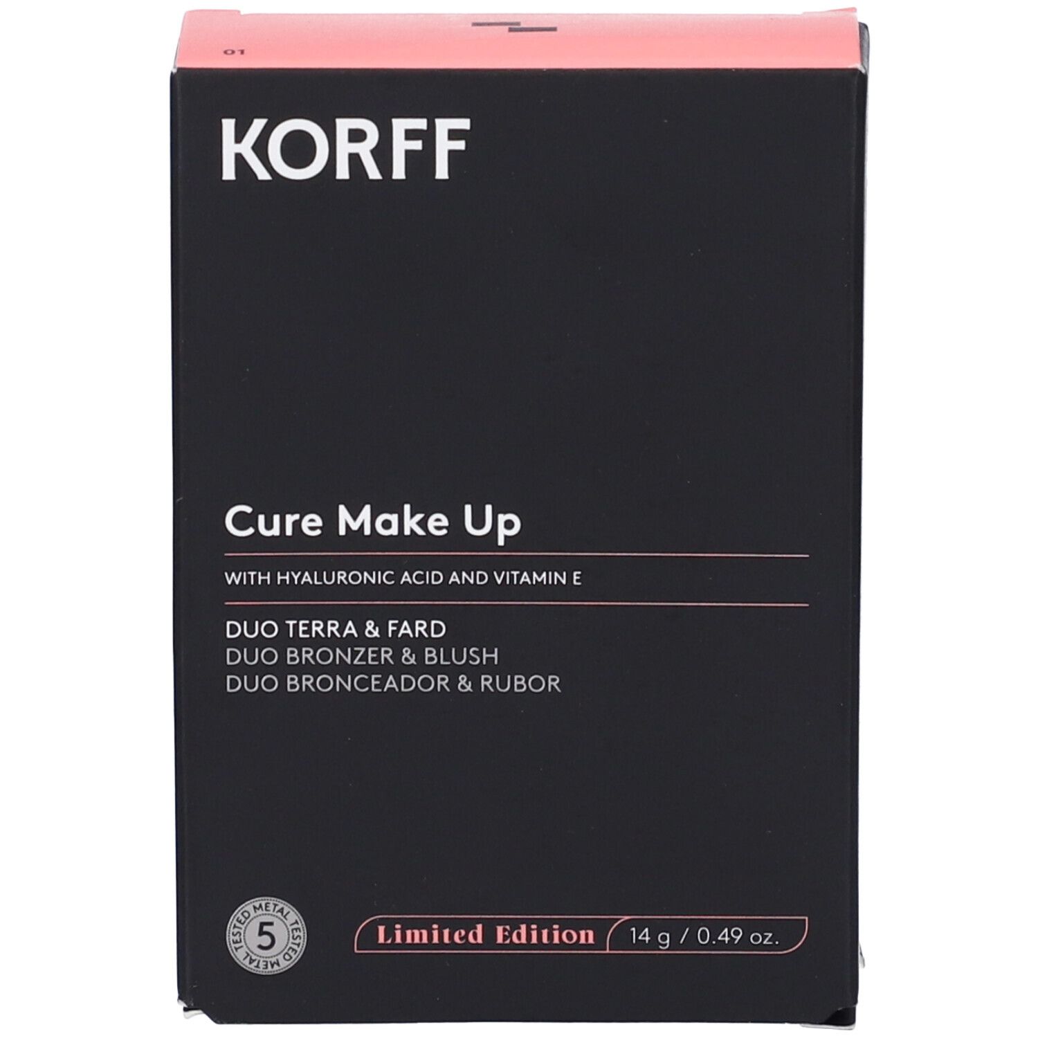 KORFF MK DUO BRONZER&BLUSH 01 nella confezione. Scatola nera con testo e logo.