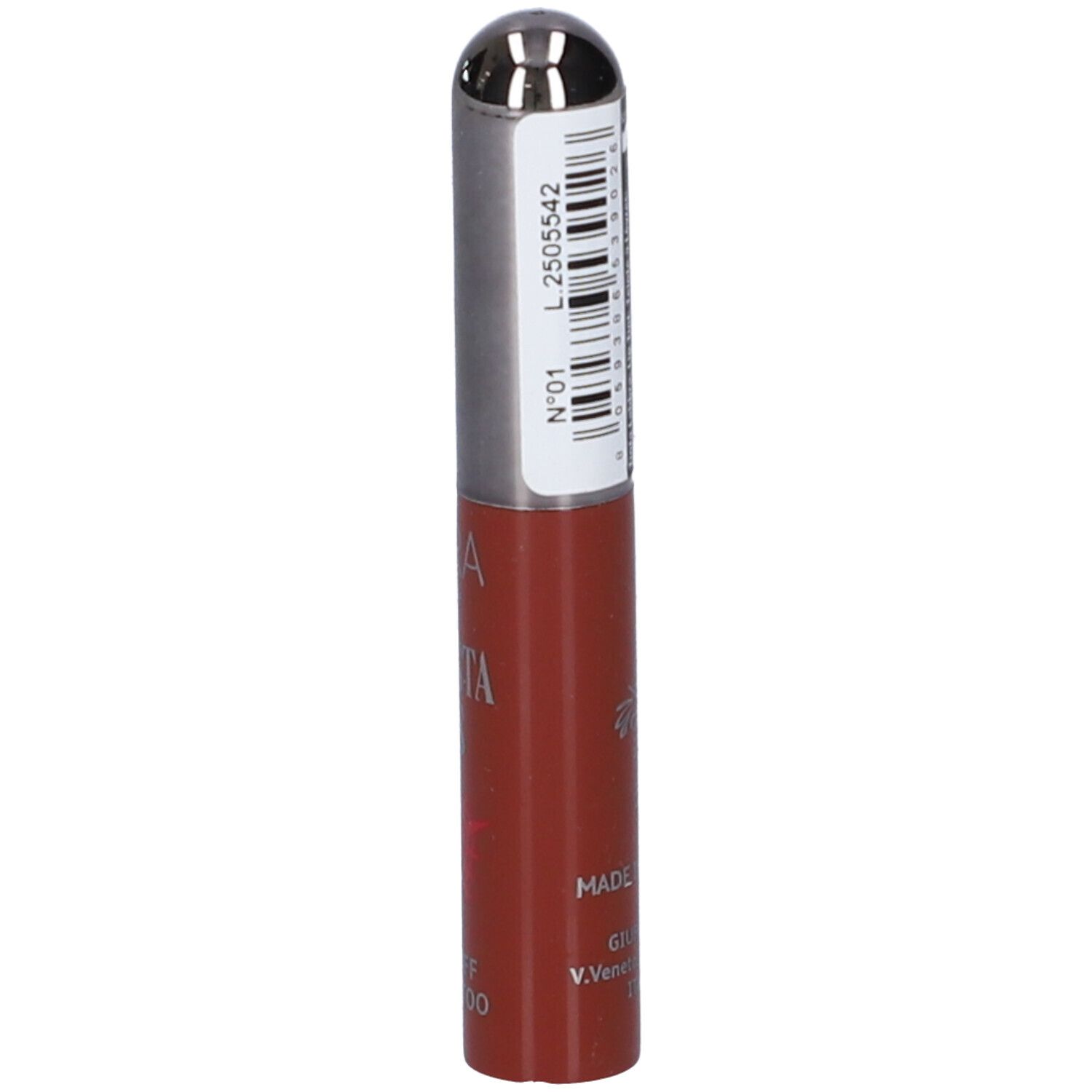 Un rossetto in un contenitore marrone con applicatore argentato e tappo argentato. Il numero N°01 è visibile.
