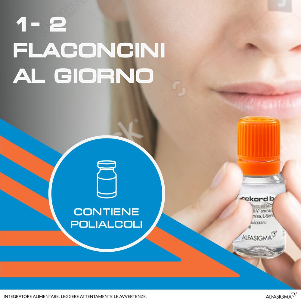 Primo piano di una donna con una piccola bottiglia. Sulla bottiglia c'è scritto « Contiene polialcoli ». Coperchio arancione.