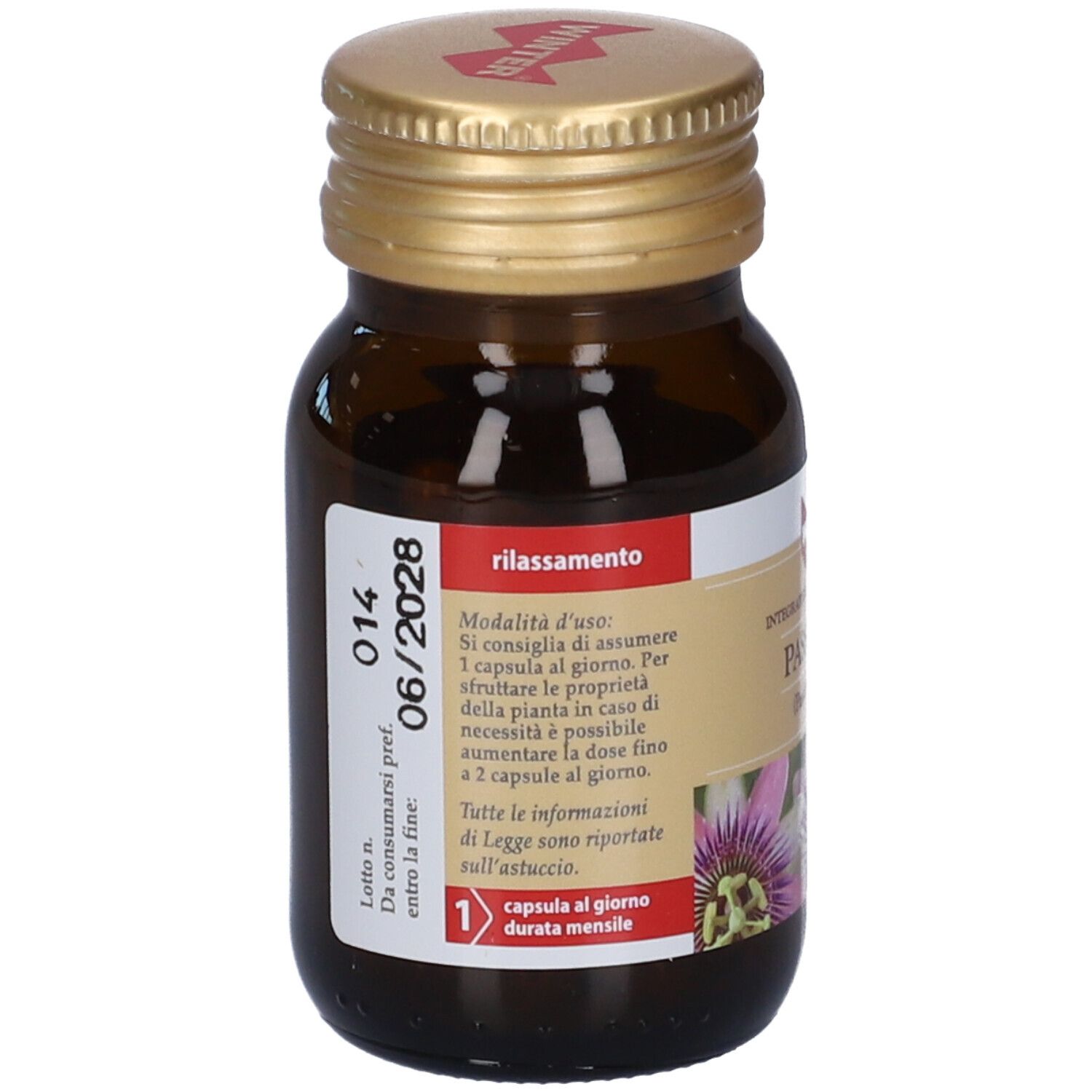 Flacone di vetro marrone con tappo dorato. Etichetta con informazioni. Scadenza 06/2028.