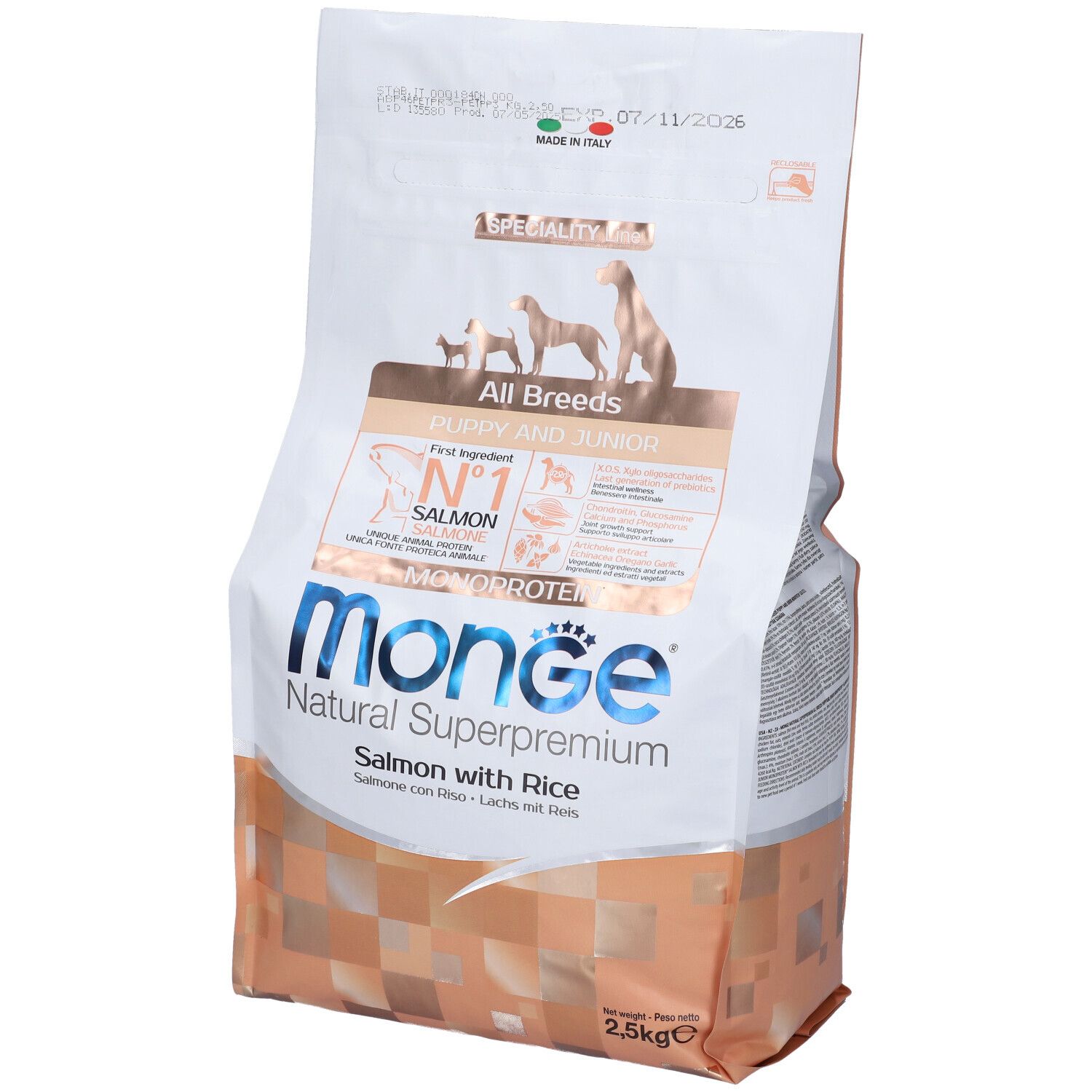 Sacchetto di cibo per cani Monge. Scritto: All Breeds Puppy & Junior, Salmone con riso. 2,5 kg. Immagine di cani.