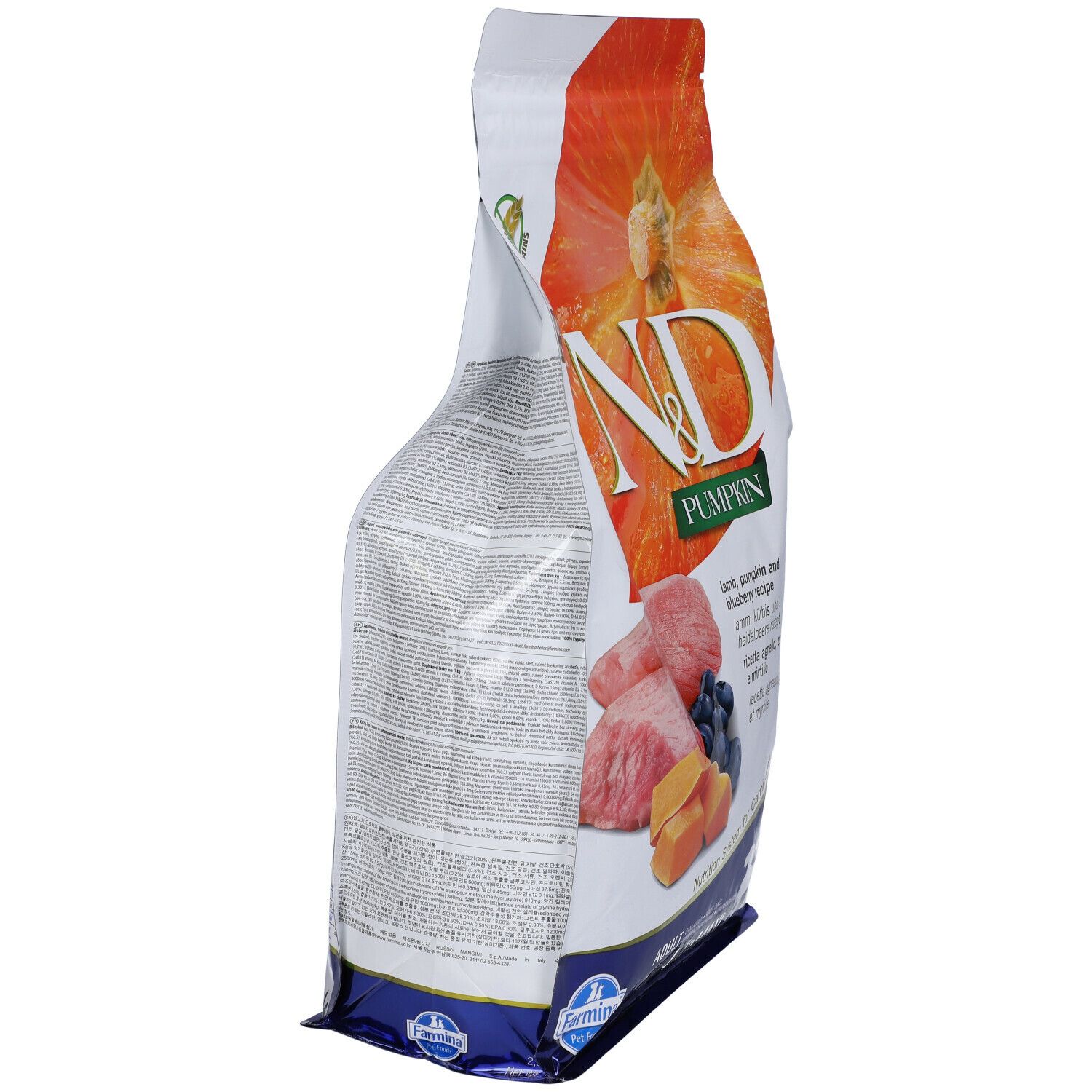 Vista laterale del sacchetto di cibo secco N&D Pumpkin. Logo e illustrazione del prodotto visibili. Testo in tedesco, italiano e inglese.