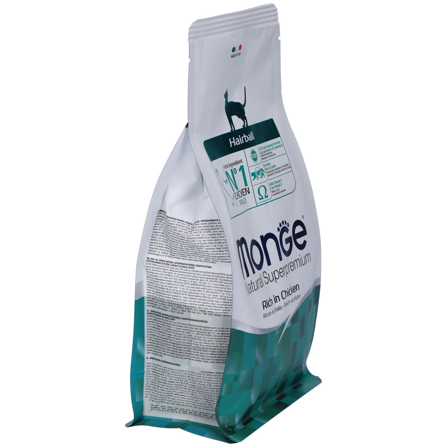 Sacchetto di cibo per gatti, vista laterale. Scritto: Monge Natural Superpremium, Hairball, Rich in Chicken.