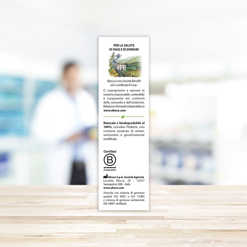 Lato della confezione. Testo: Lenodiar Pediatric, Aboca. Informazioni sulla salute. Certificato.