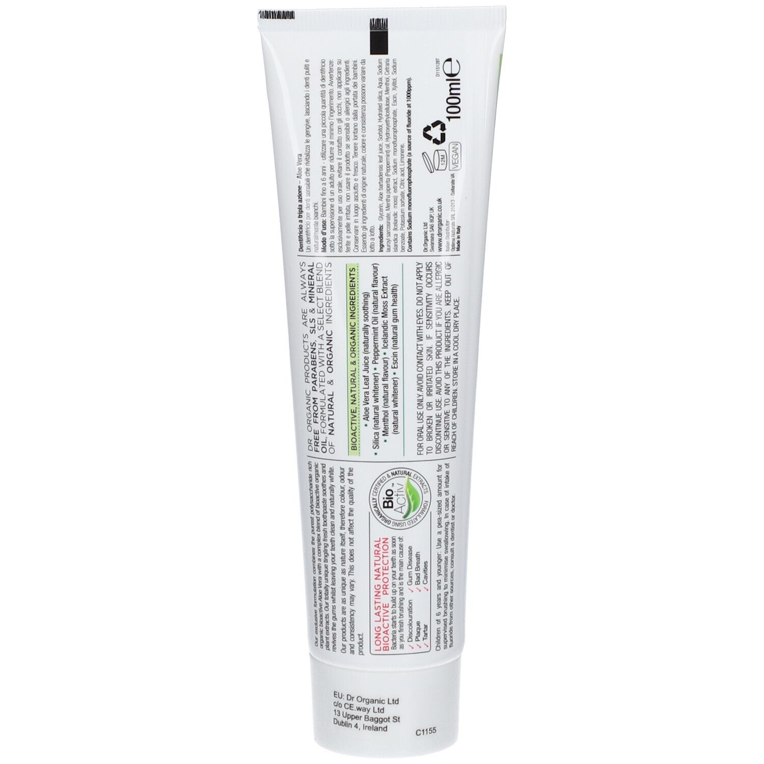 Tubo e scatola di dentifricio. Scritta: Organic Aloe Vera Whitening Toothpaste. Design verde e bianco.
