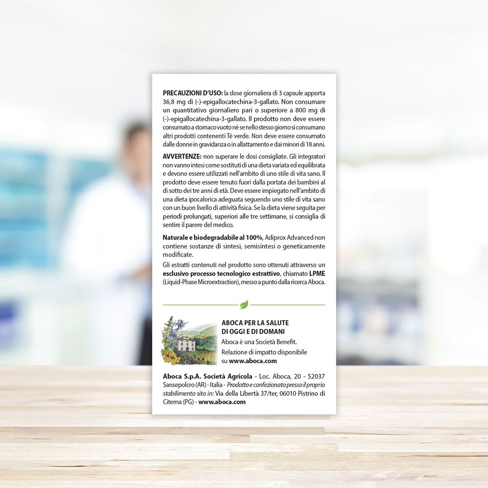 Retro della confezione Adiprox Advanced. Ulteriori informazioni sul prodotto e indirizzo del produttore.