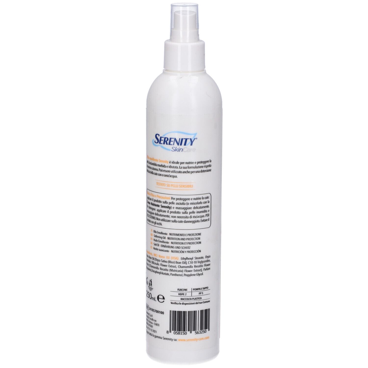 Flacone bianco con vaporizzatore. Scritta: Serenity SkinCare, Olio Emolliente. Informazioni sul retro.