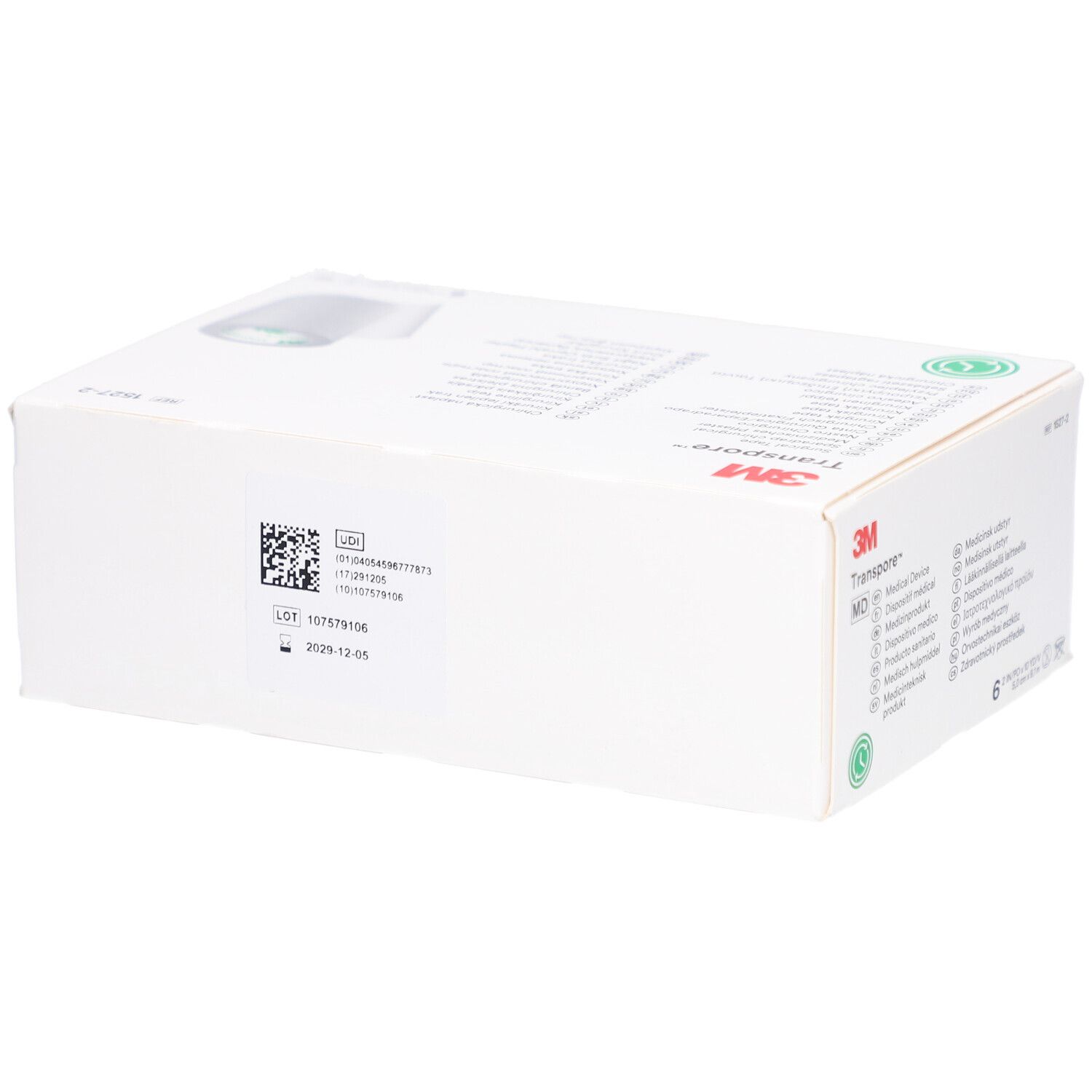 Scatola bianca 3M Transpore. L'imballaggio mostra rotoli di nastro adesivo. Contiene 6 rotoli.