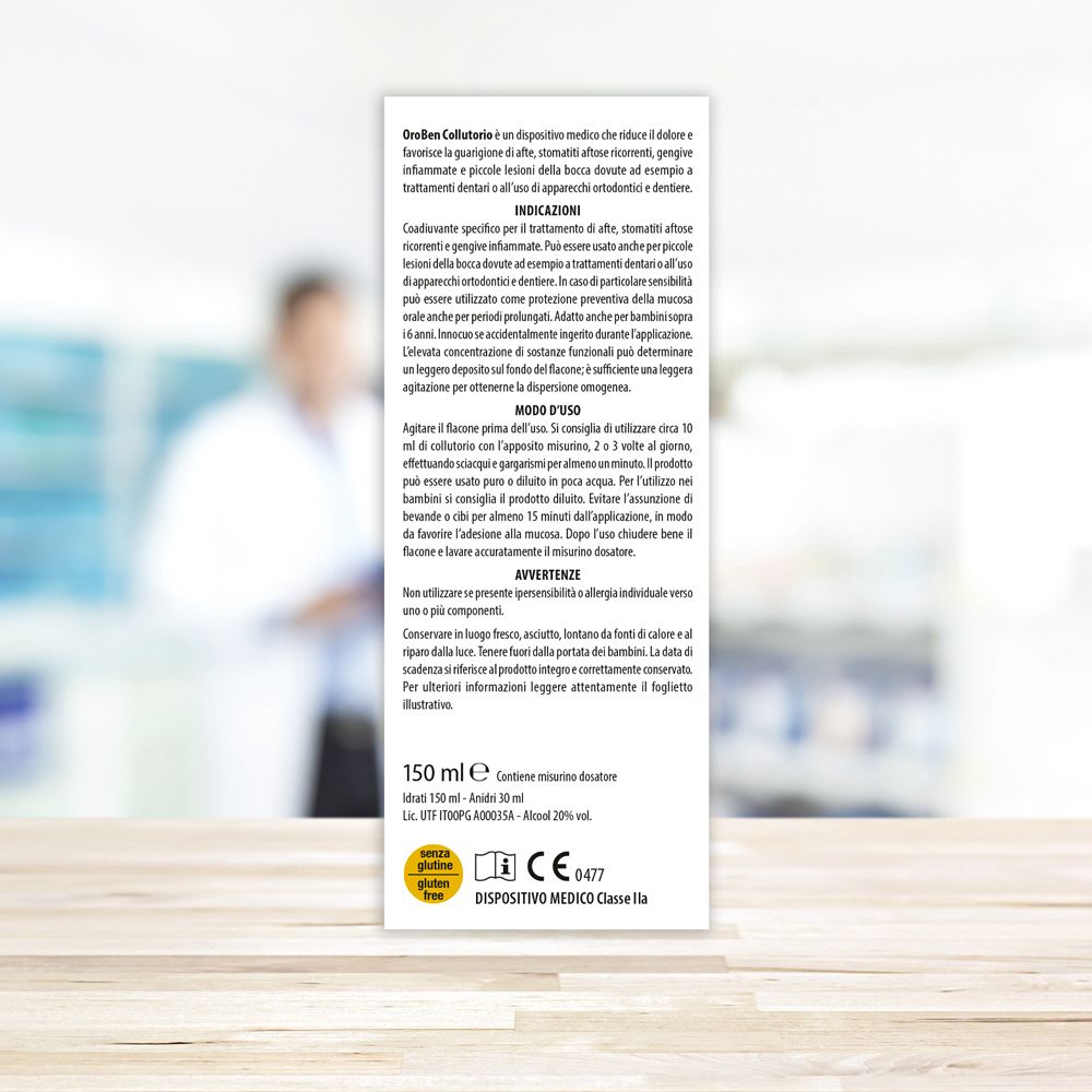 Retro della confezione di OroBen Collutorio. Contiene informazioni, istruzioni e loghi. Sfondo sfocato.