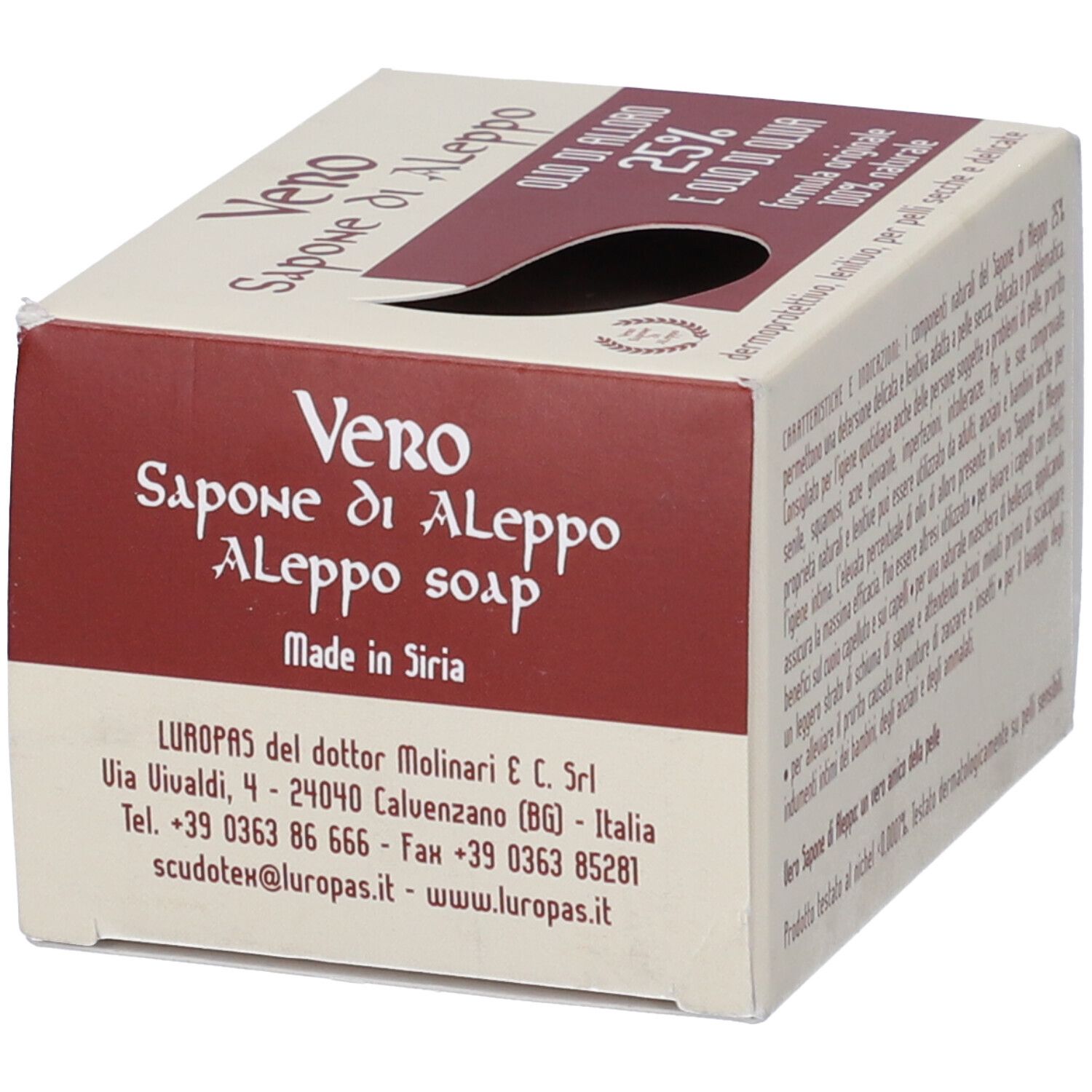 Confezione in cartone con nome del prodotto: Vero Sapone di Aleppo. Prodotto in Siria.
