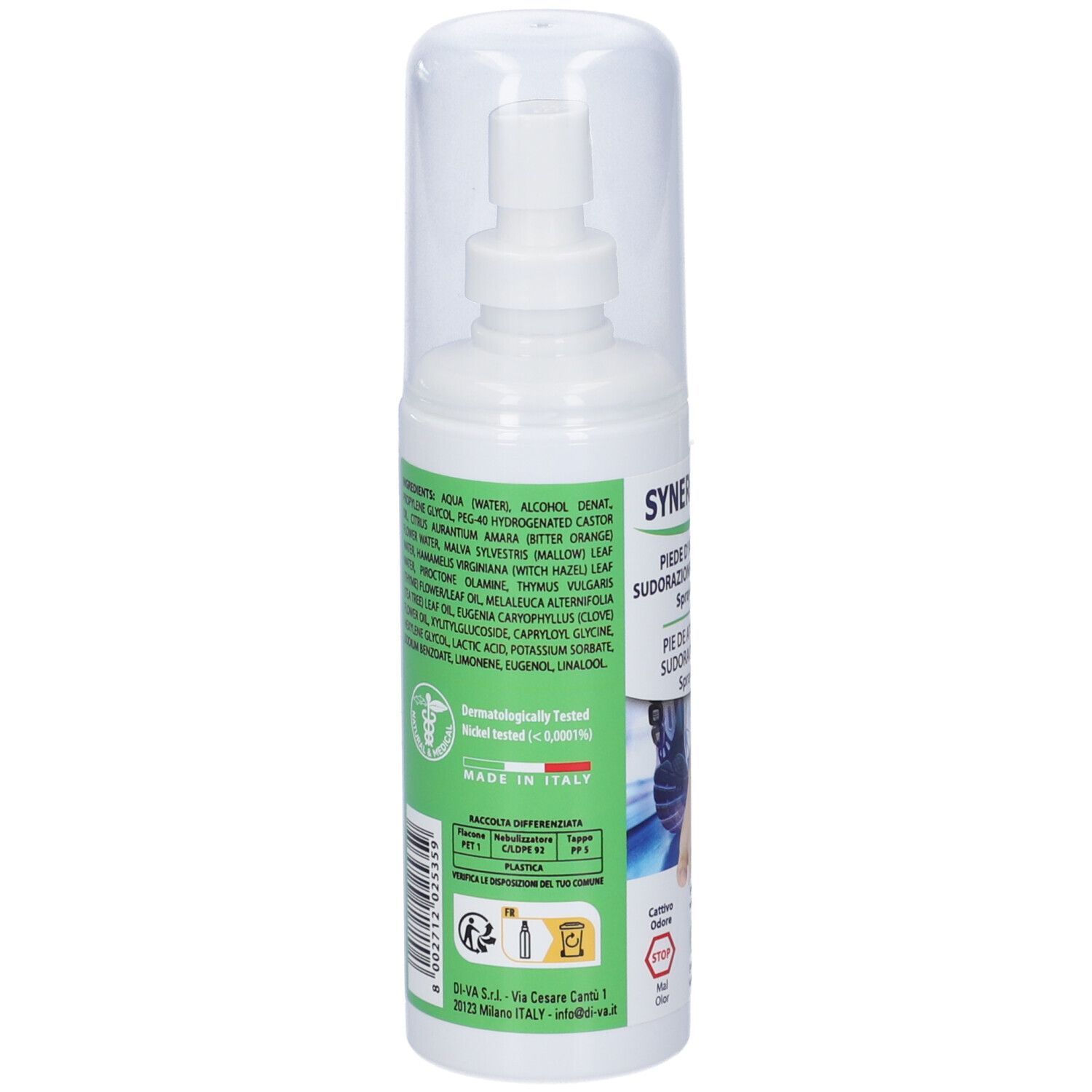 Synergy Derm spray. Retro della bottiglia con ingredienti e informazioni. Testo in italiano. Dermatologicamente testato.