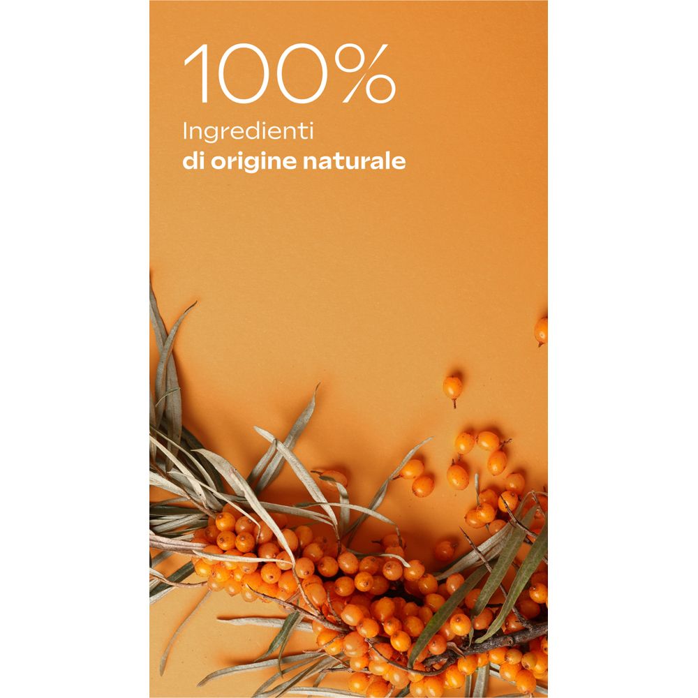 Sfondo arancione. Ramo di olivello spinoso con bacche. Testo: 100% ingredienti di origine naturale.