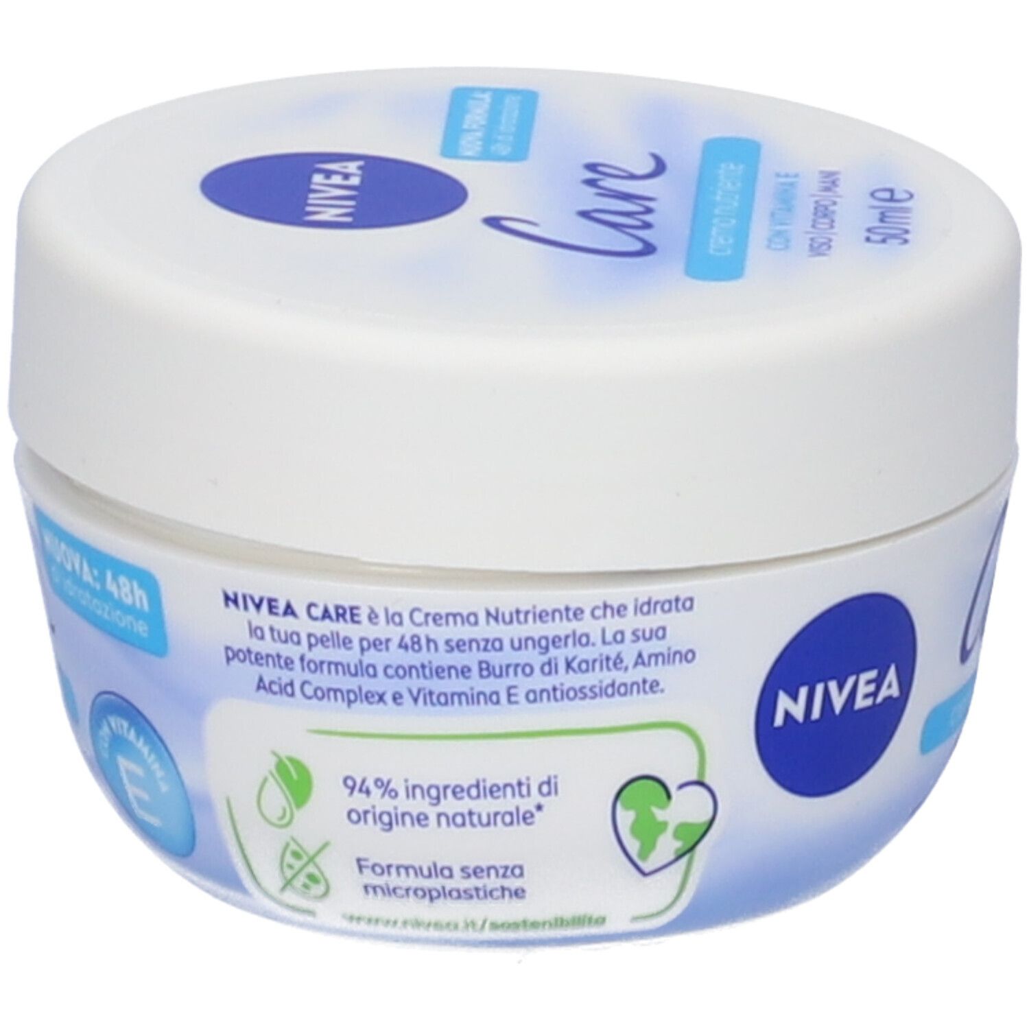 Vasetto bianco con scritta blu. Testo: NIVEA Care, 94% ingredienti di origine naturale. Descrizione del prodotto in italiano.