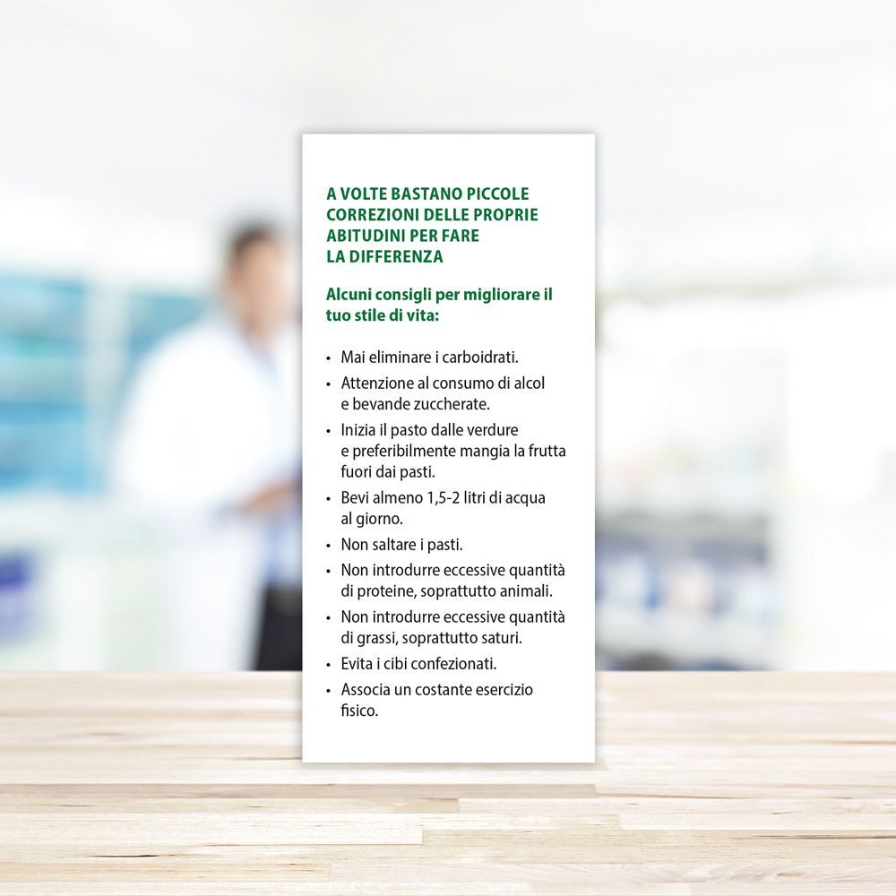 Cartello pubblicitario con consigli per migliorare lo stile di vita. Testo: Evita cibi confezionati. QR code.