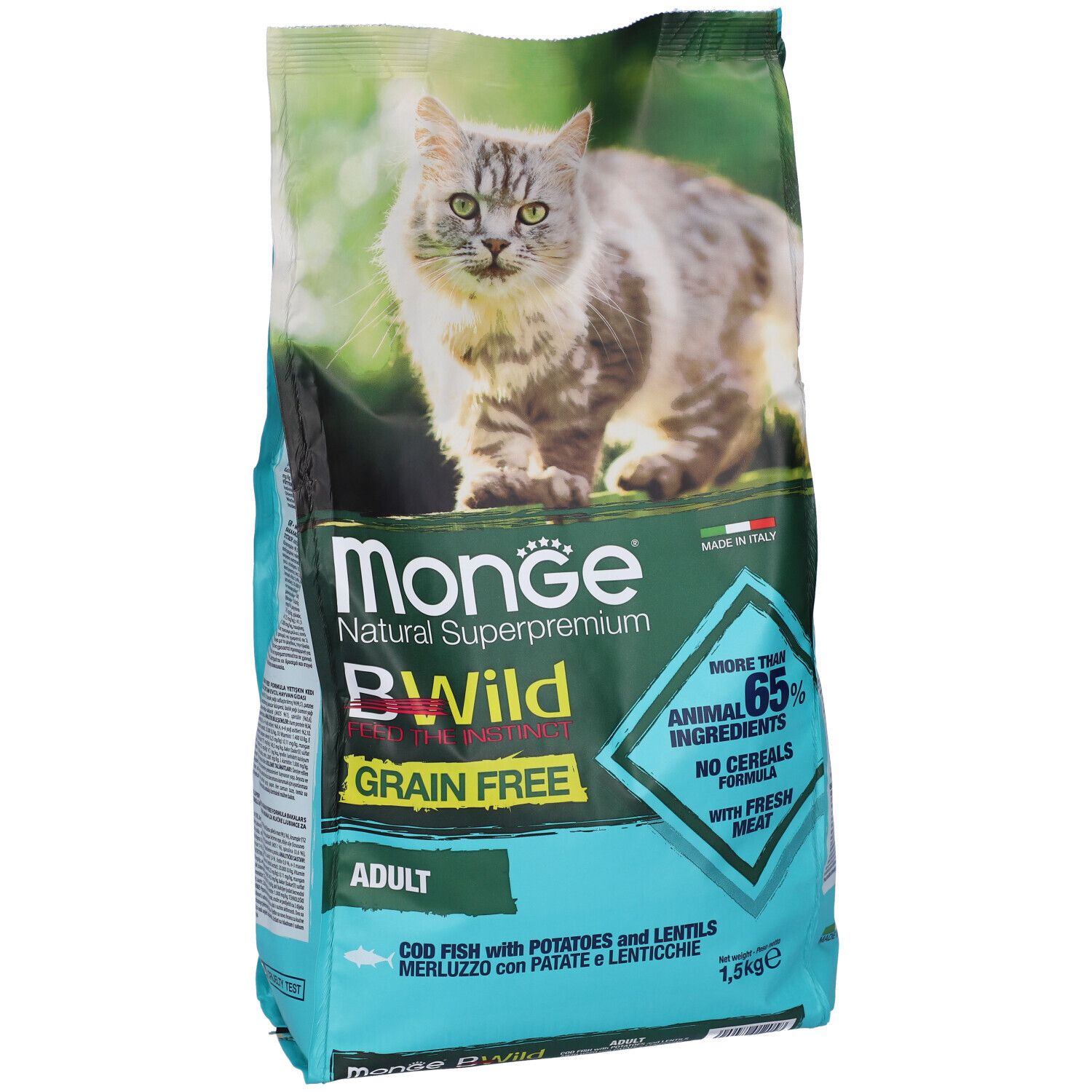 Sacchetto di cibo per gatti Monge Bwild. Stampa: gatto, logo, testo. 1,5 kg. Contiene il 65% di ingredienti animali, senza cereali, carne fresca.